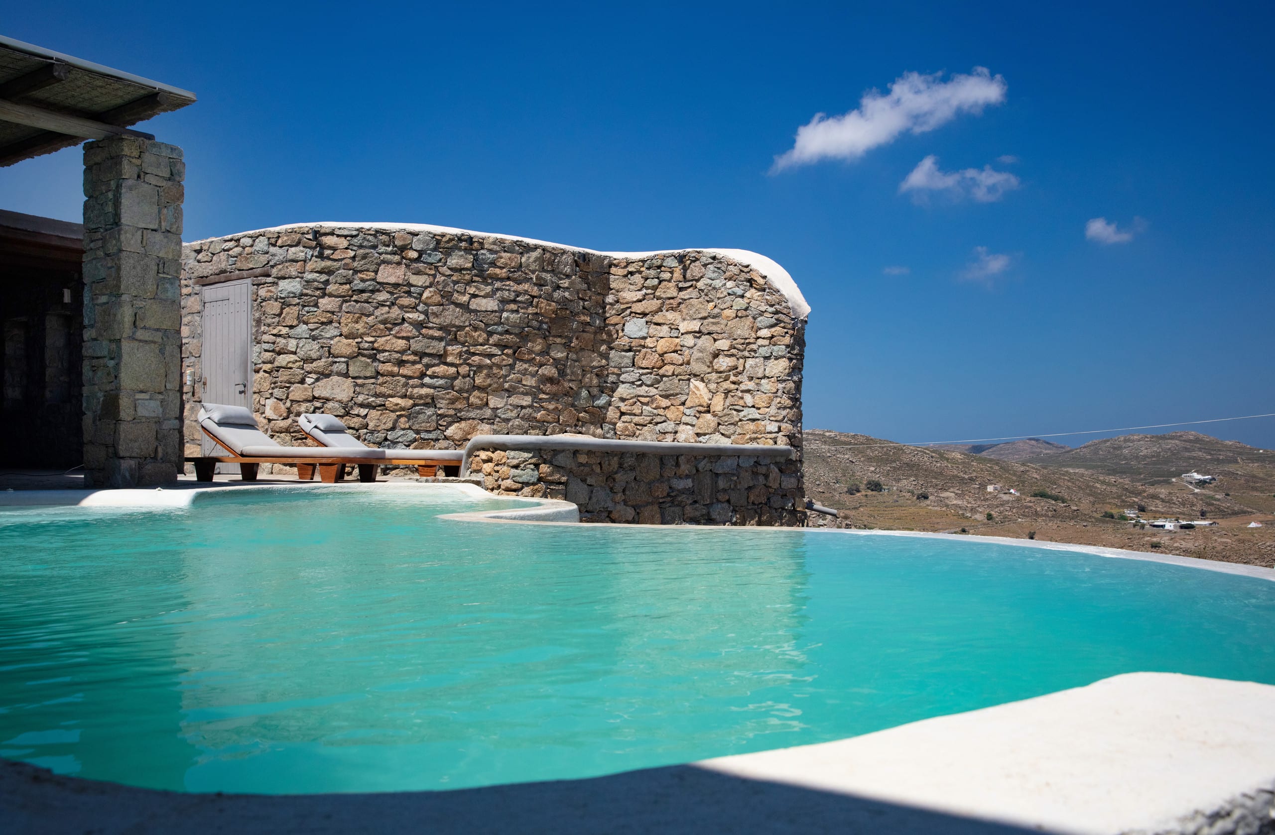 seaview suite/private pool/Mykonos/amallinisuites 28