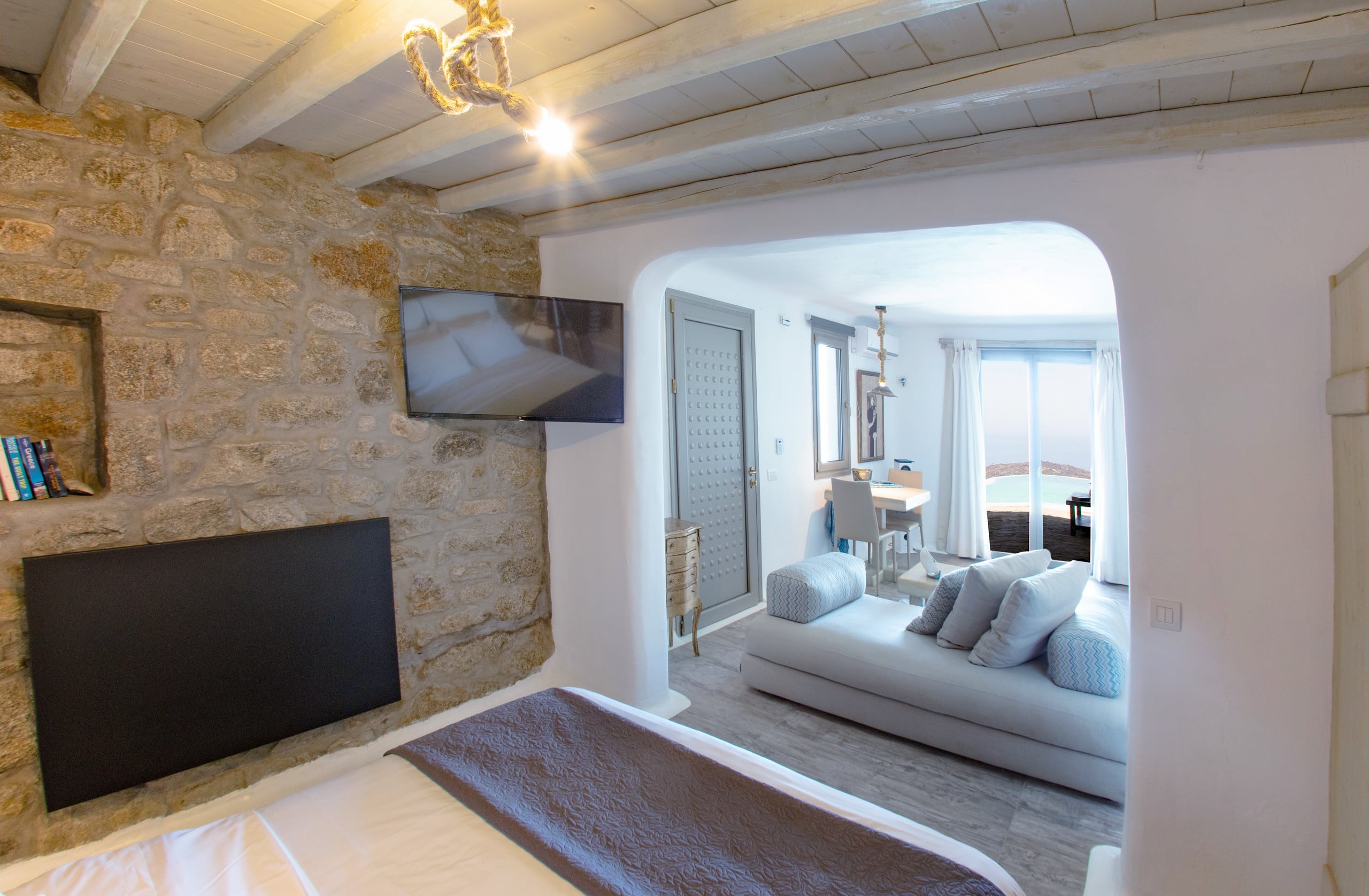 seaview suite/private pool/Mykonos/amallinisuites 16