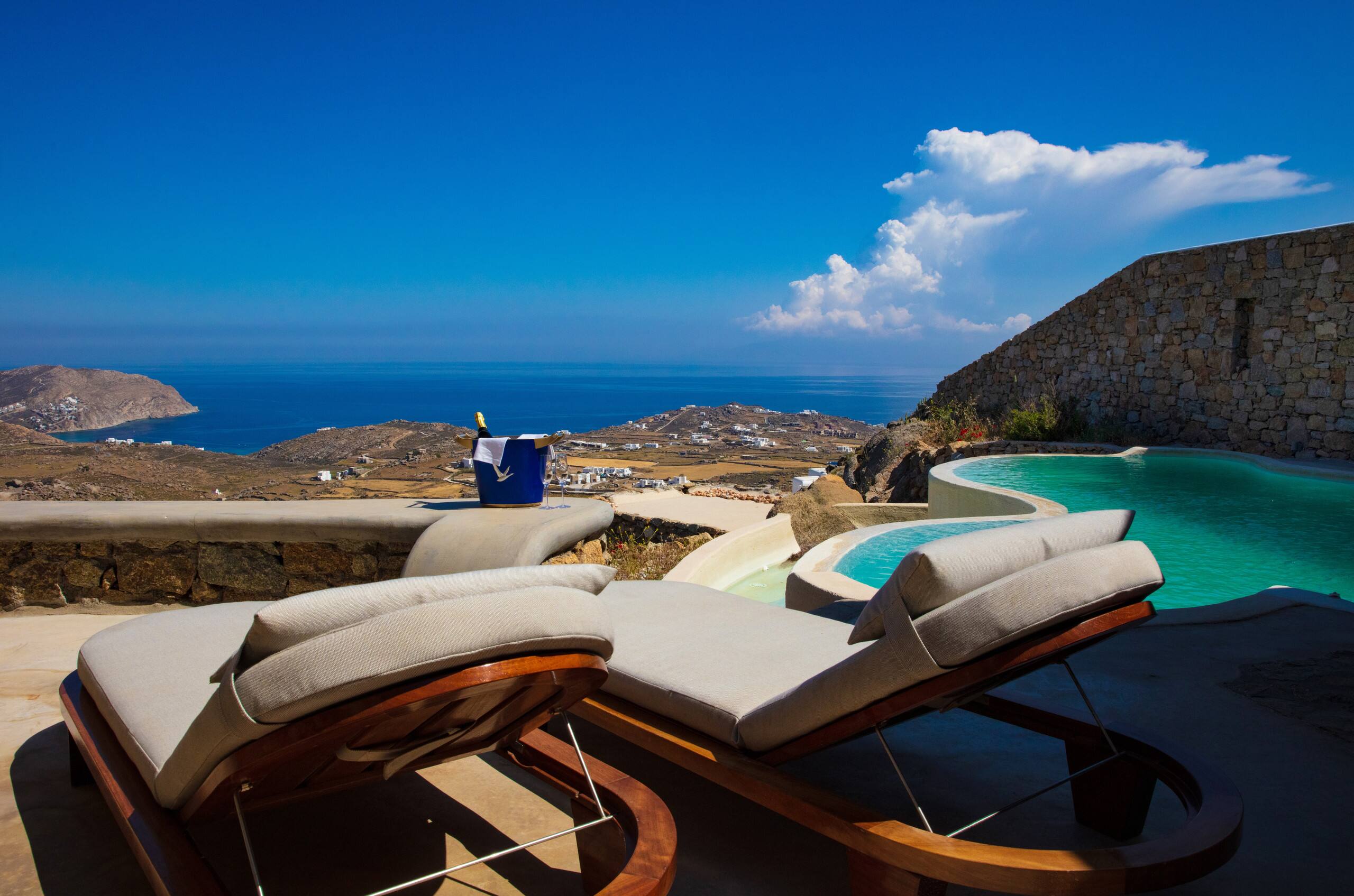 seaview suite/private pool/Mykonos/amallinisuites — photo 4