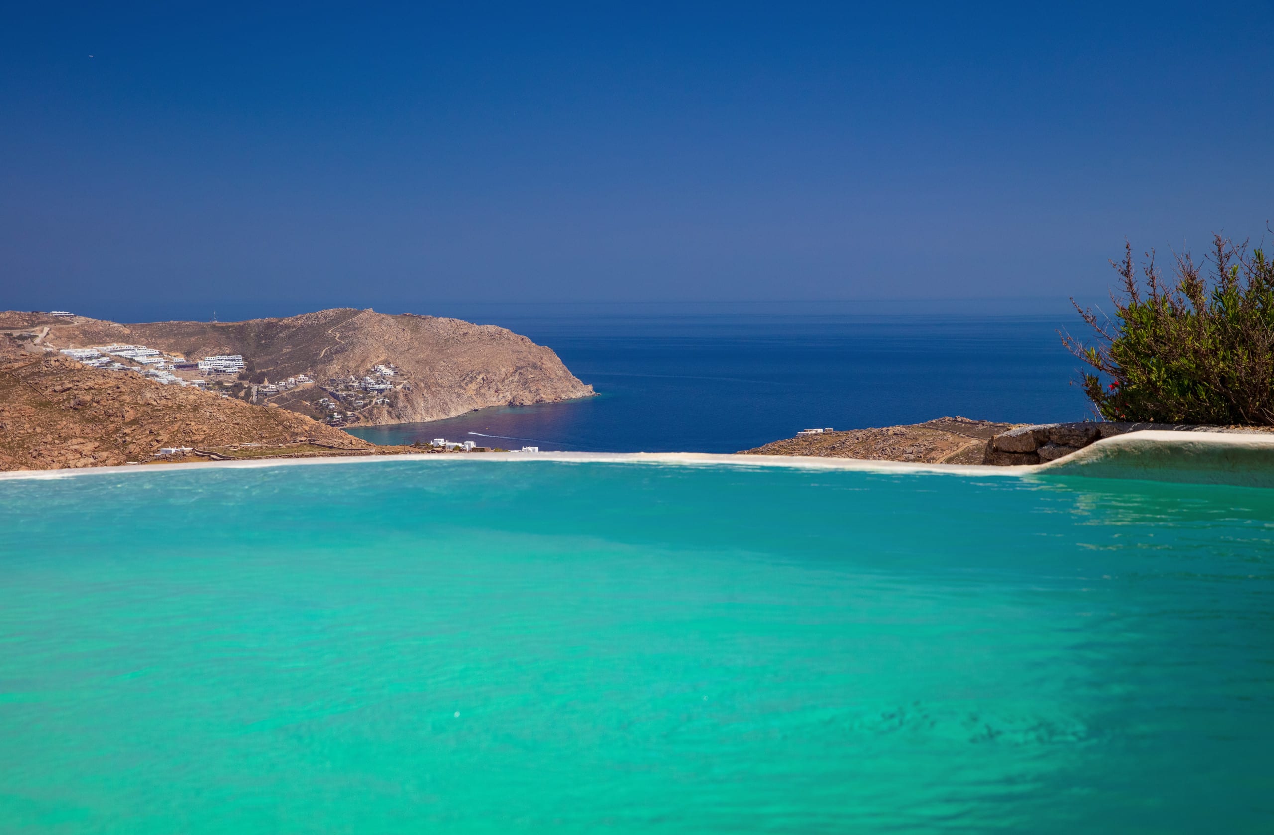 seaview suite/private pool/Mykonos/amallinisuites 36