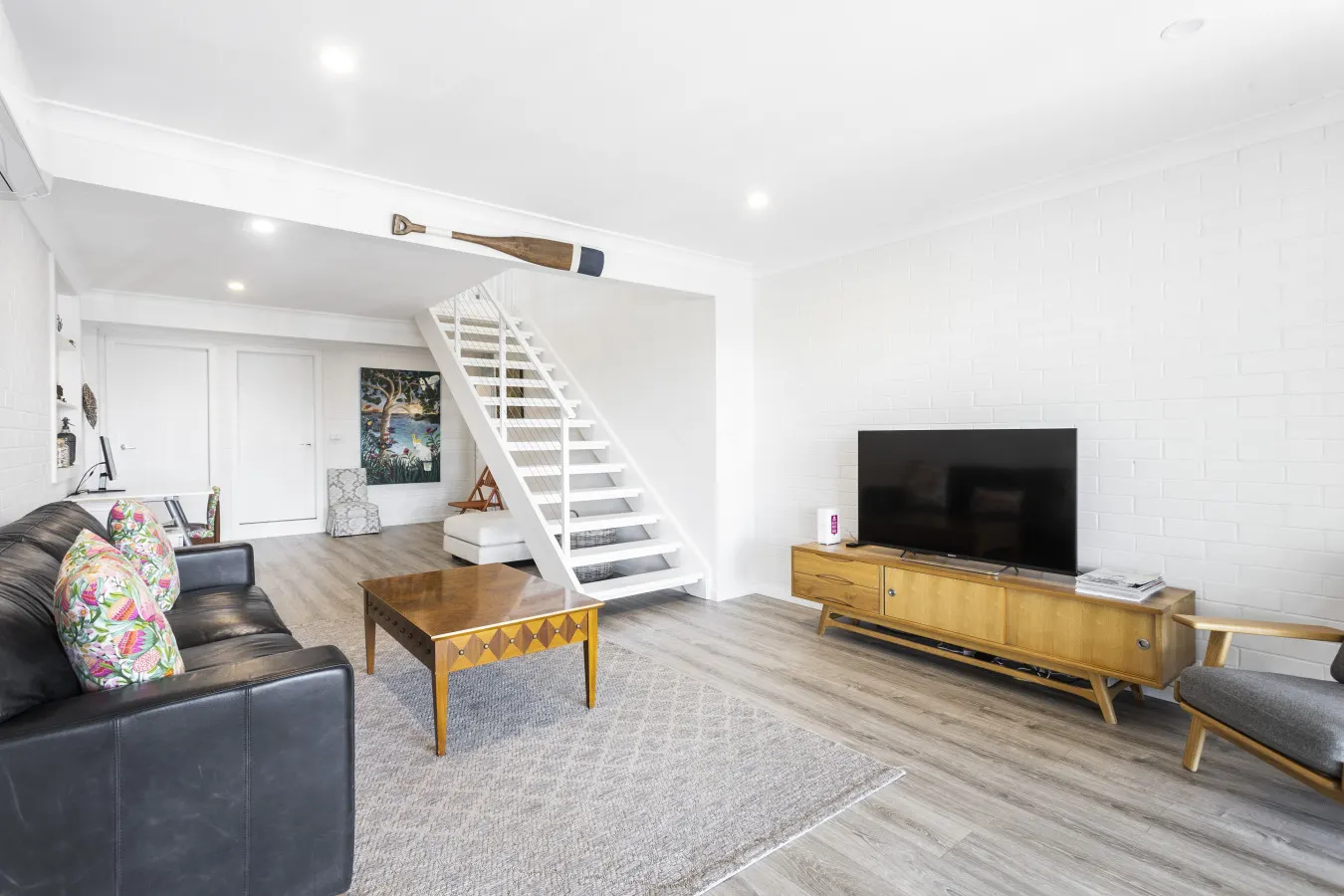 Discover Lambeth Walk Beach Home 14