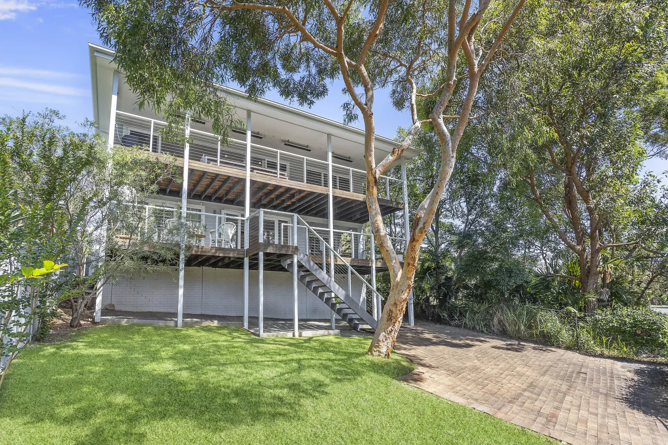 Discover Lambeth Walk Beach Home 15