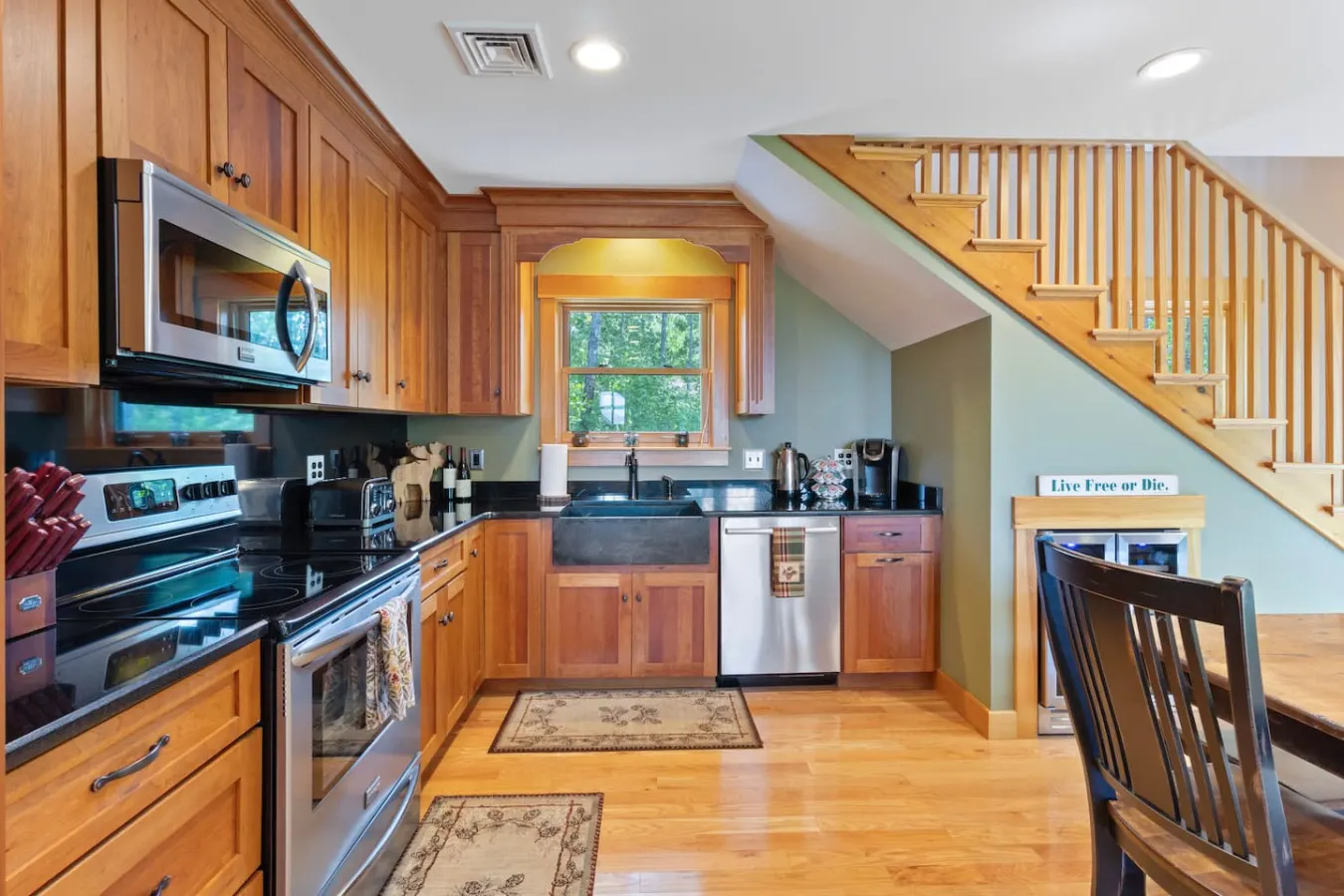 Perfect Pair on Sebago- TWO Beachfront Houses 10