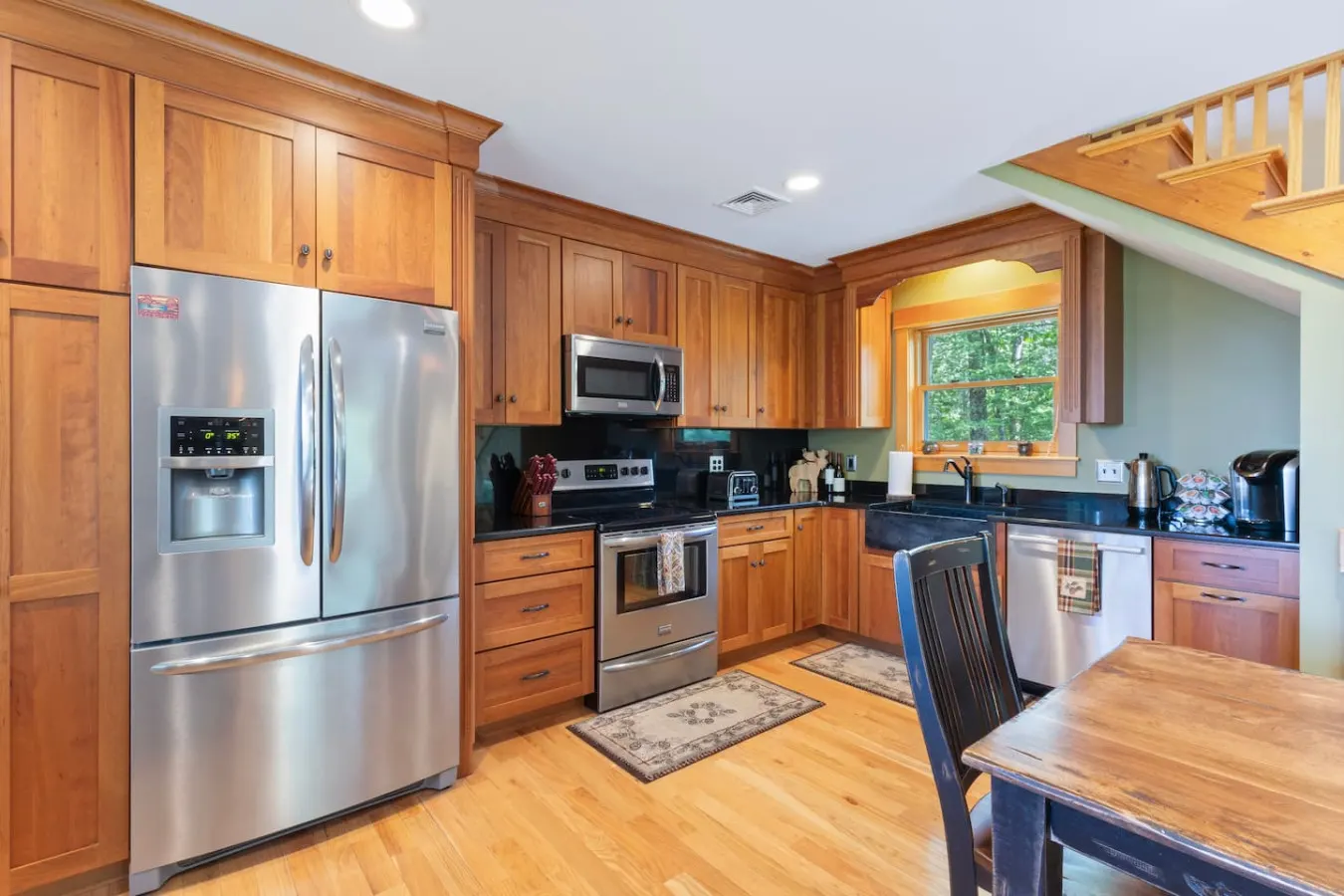 Perfect Pair on Sebago- TWO Beachfront Houses 7