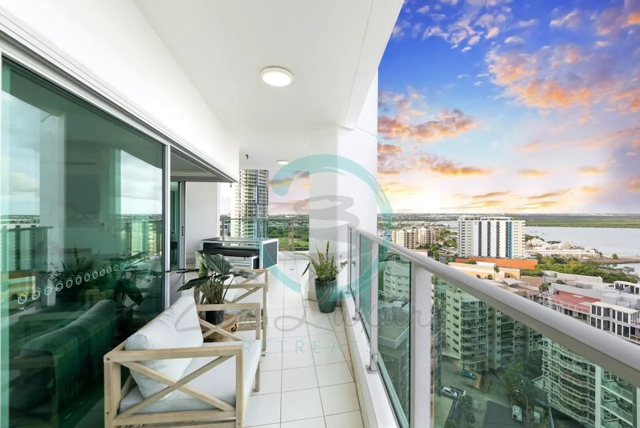 Zen By The Water: Top CBD Location ~ Pool ~ Views 6