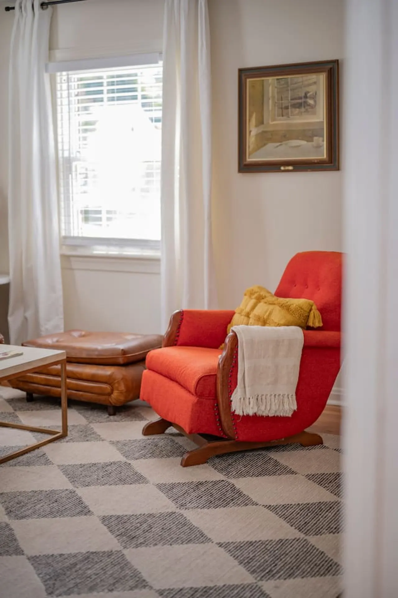 Cozy 3BR Home KING Bed ONLY 8-Min to LU! 12