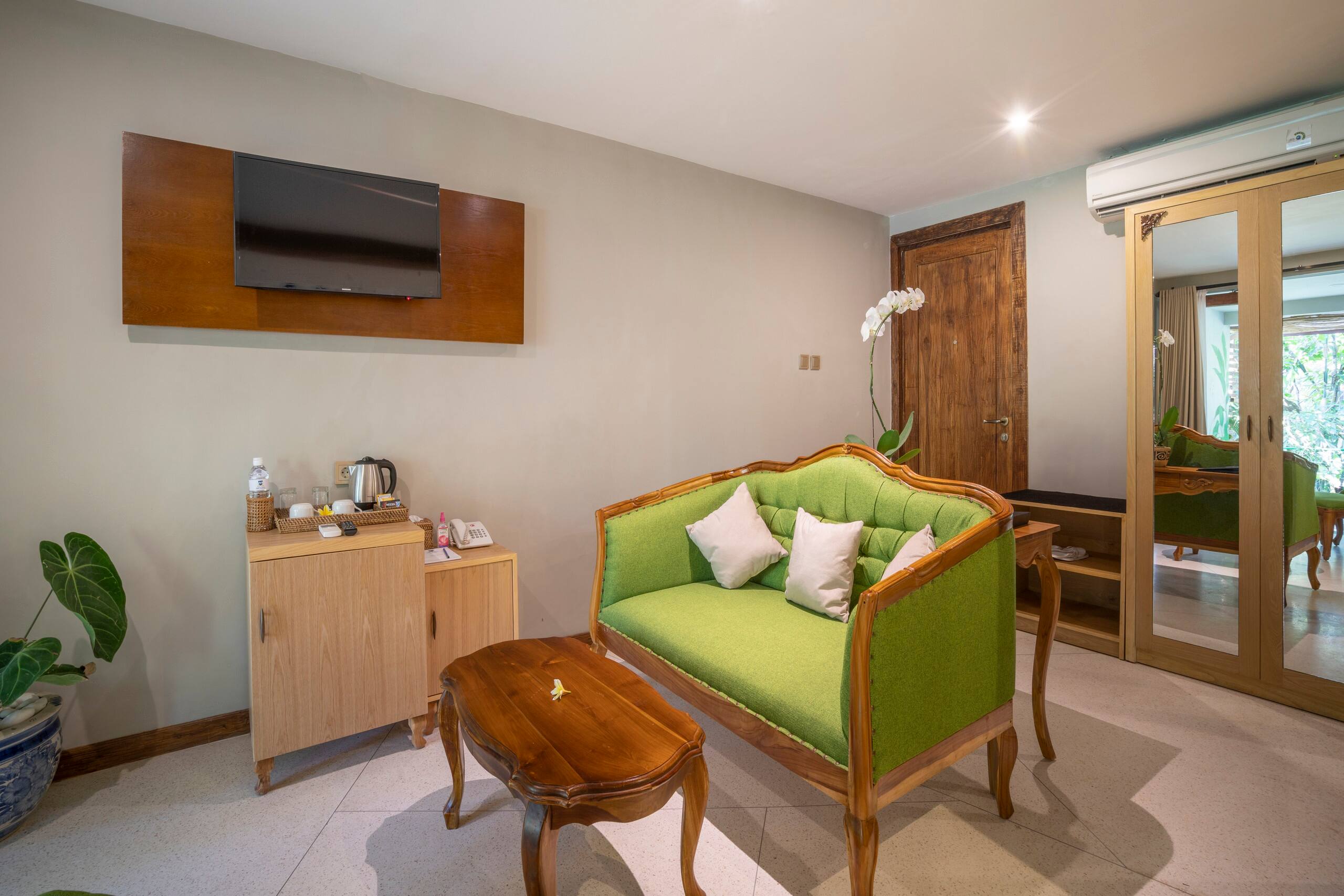 Menzel Ubud Tropical Suite Room 12