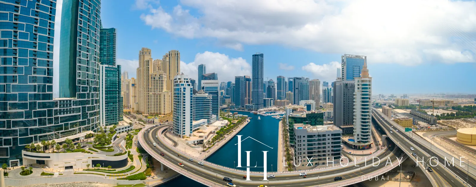 LUX 52 42 Deluxe Marina View Suite 3 11