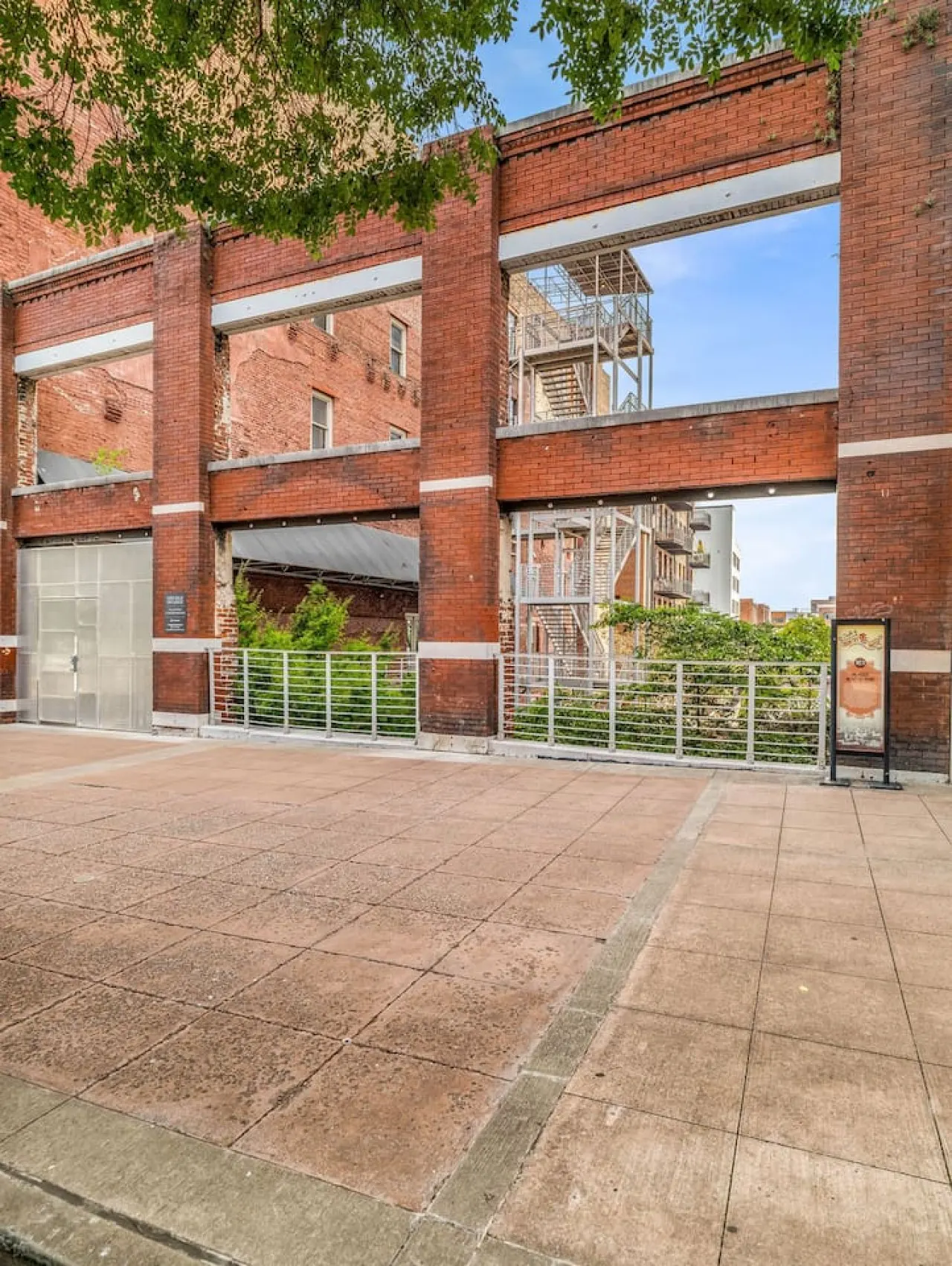 Modern Industrial Loft Walk Anywhere Downtown 7