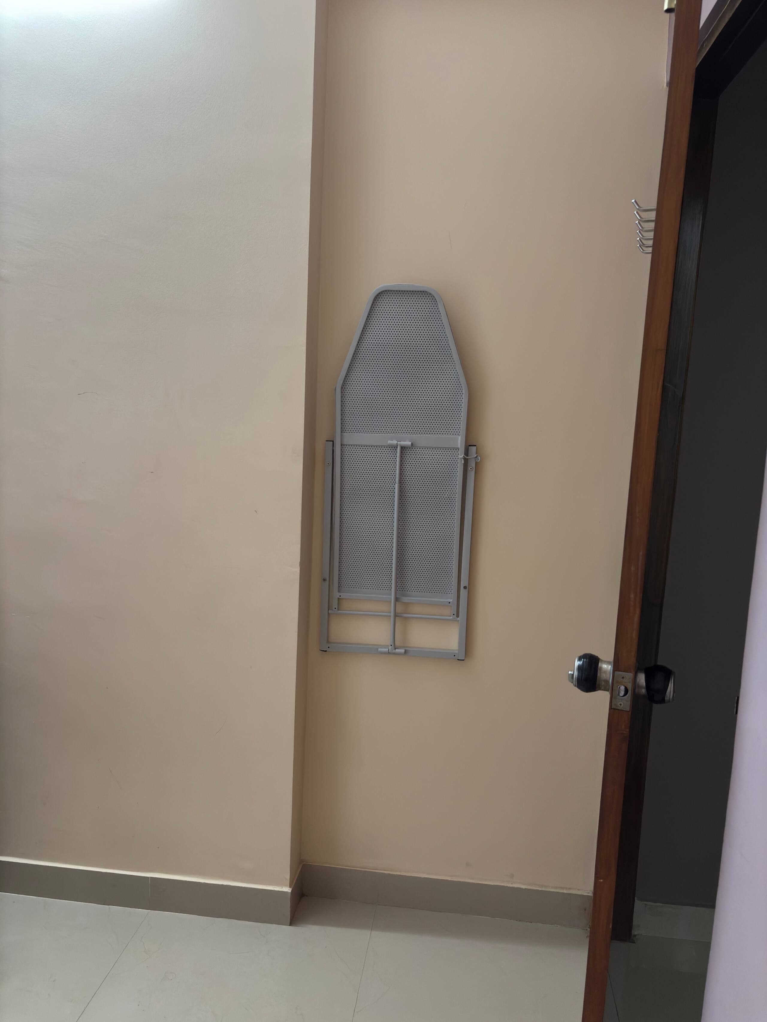 * Furtado's condo * 13
