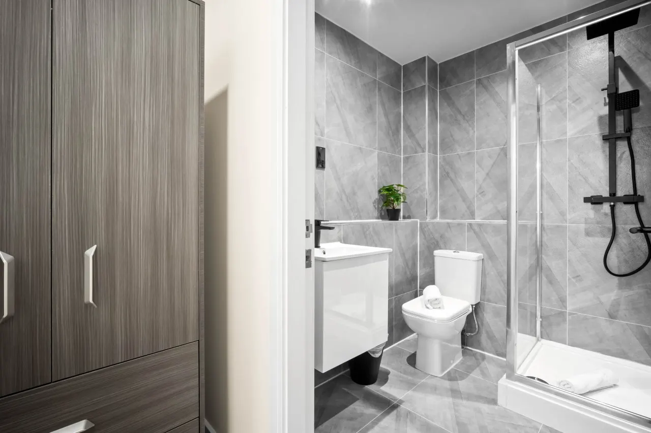 Stylish 2 Bed Apartment - Smart TV - WIFI - Jewellery Quarter 13