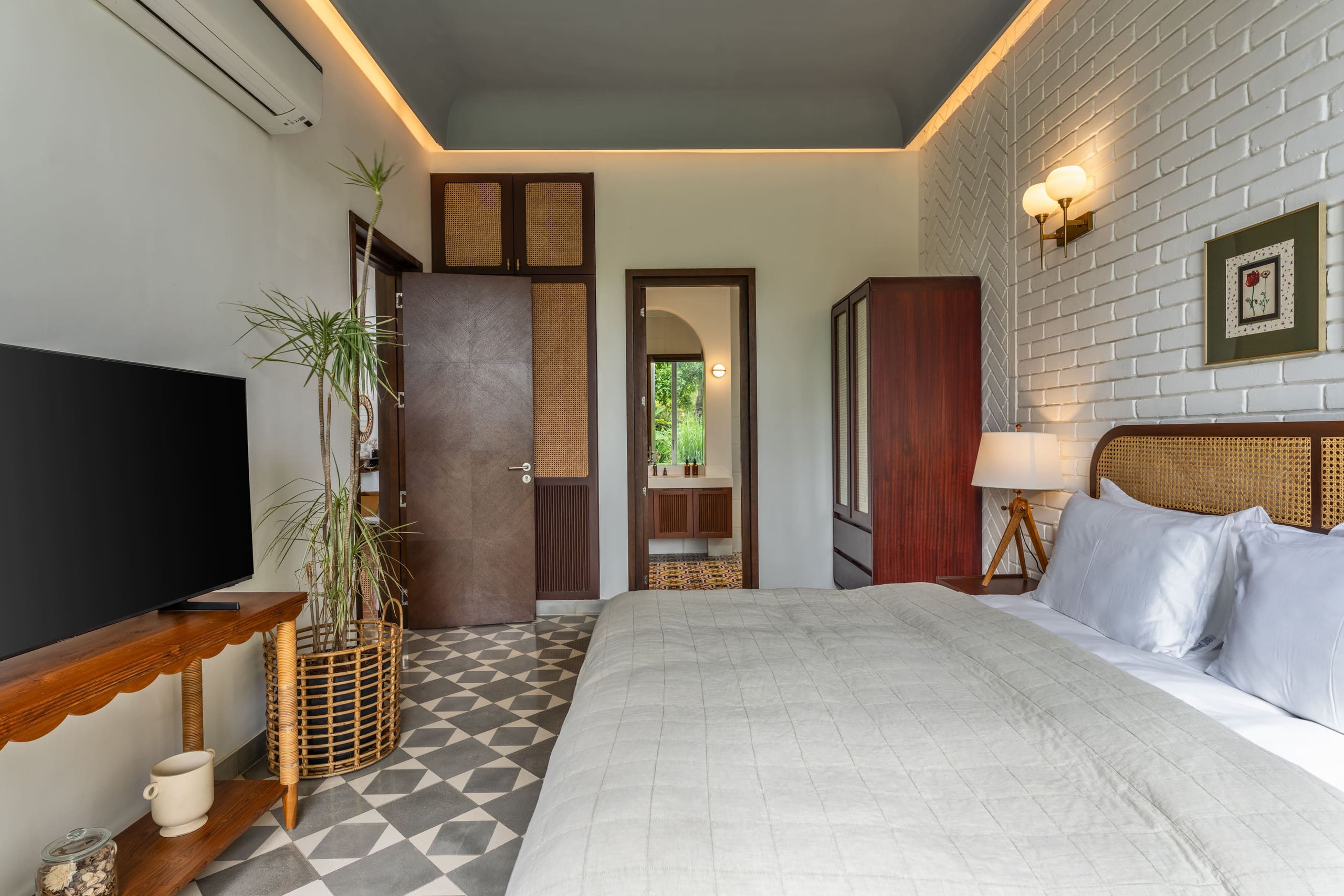 LaDora Serene villa 7m Walk Vagator beach Pvt Pool 13