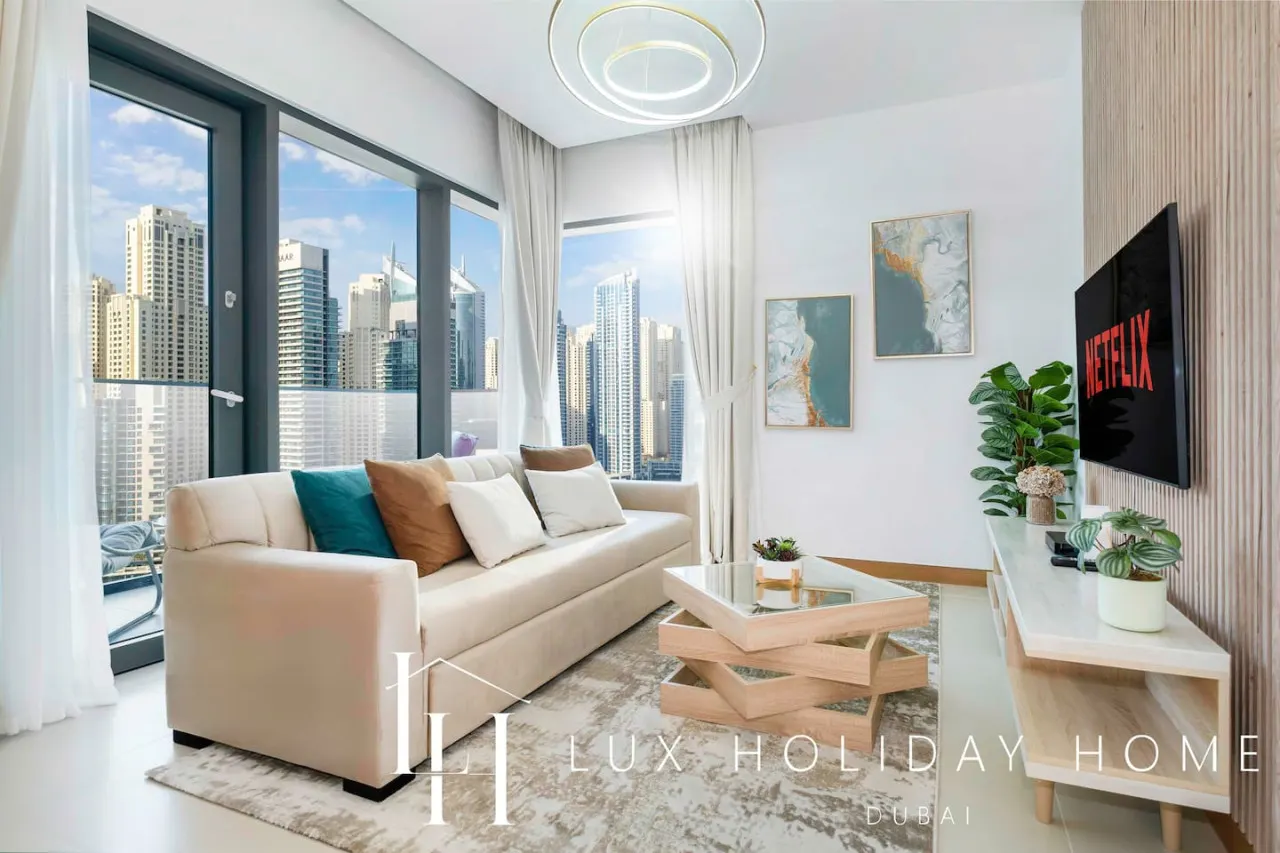 LUX | The Vida Marina Residence 3 — photo 2