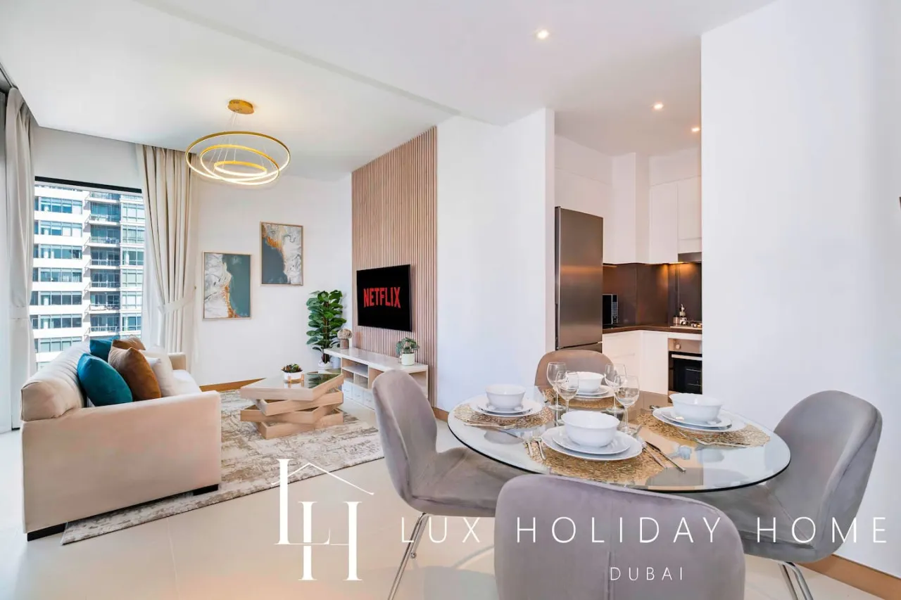 LUX | The Vida Marina Residence 3 — photo 3