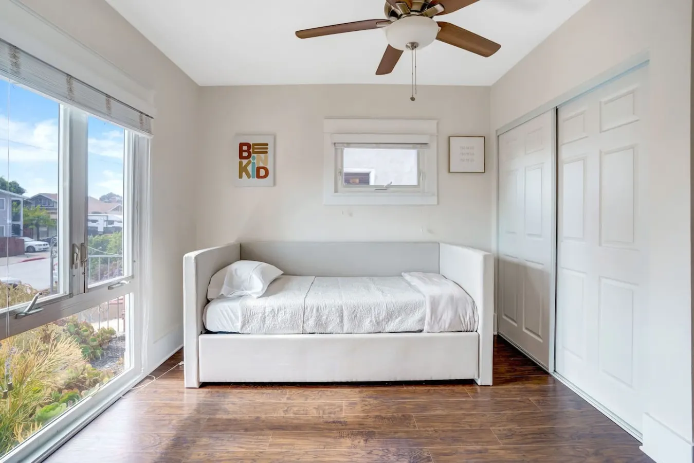 Casa Urbana -3BR/3BA- Modern Retreat 20