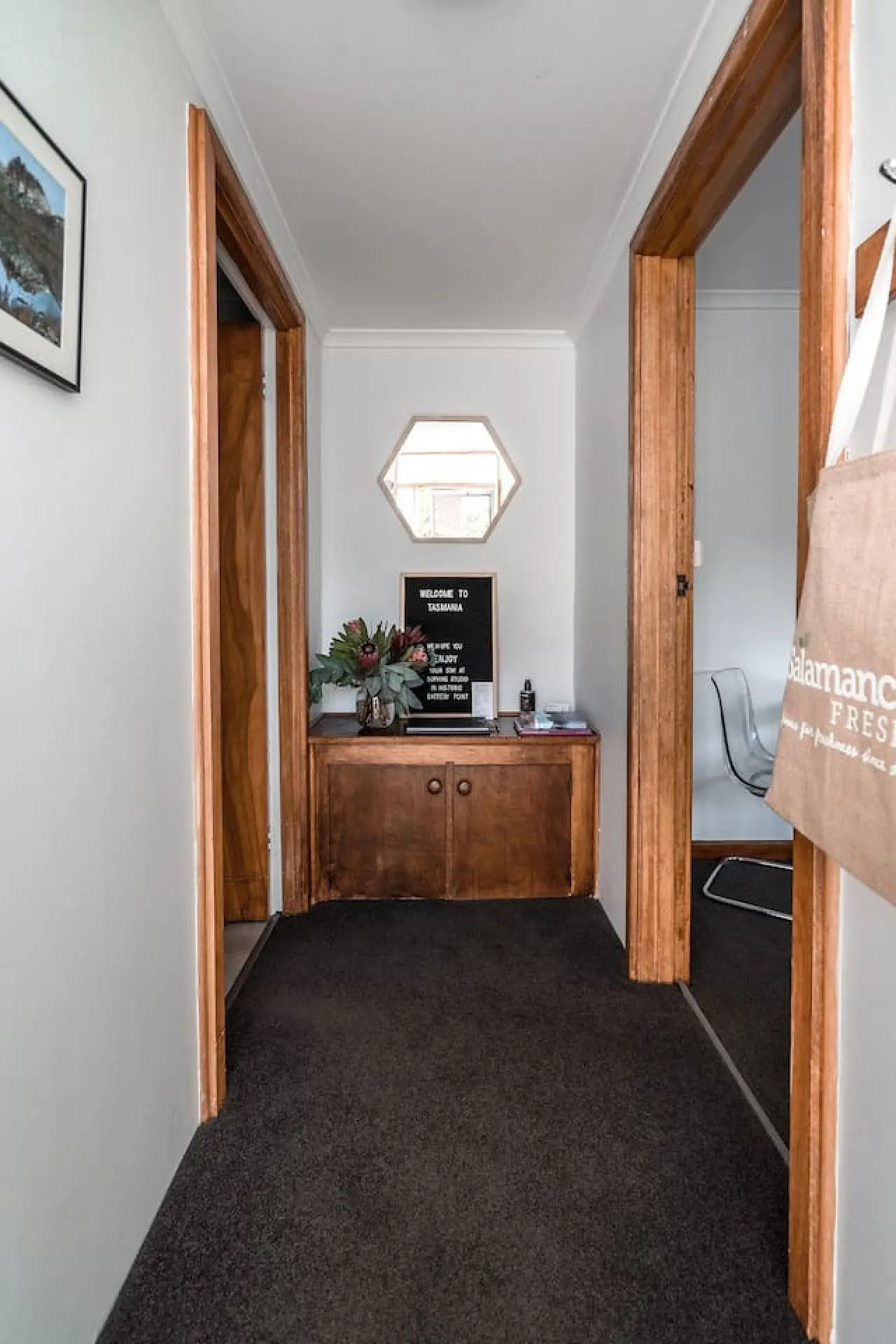 Ms Sophia's Studio Apartment - Historic Battery Pt — photo 4
