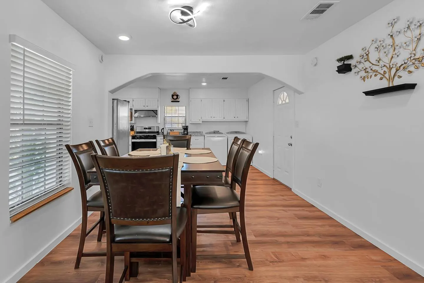 Serenity Bungalow- Midterms Welcome 10