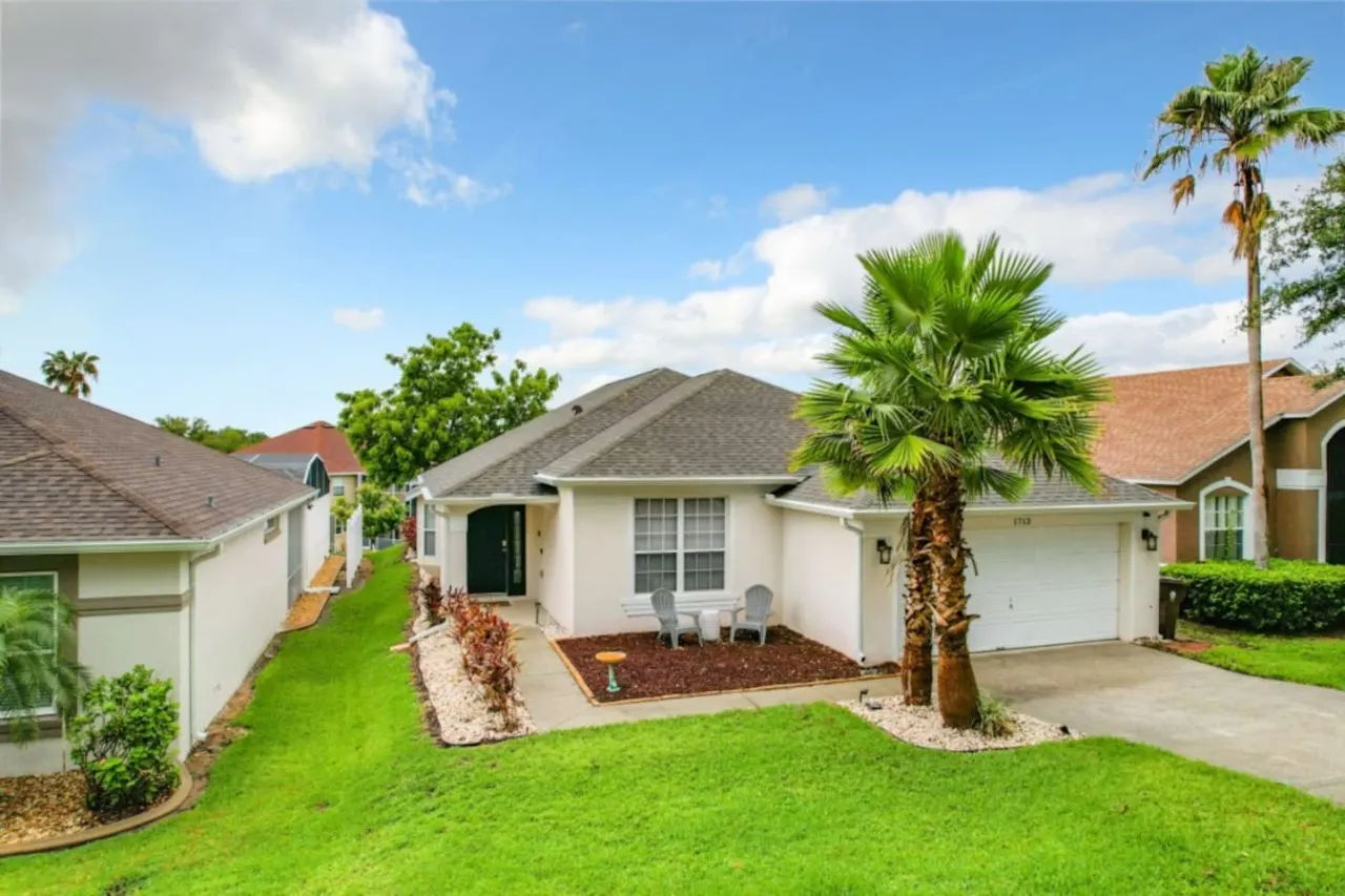 Family-Friendly 3BR Villa with Private Pool in Southern Dunes 6