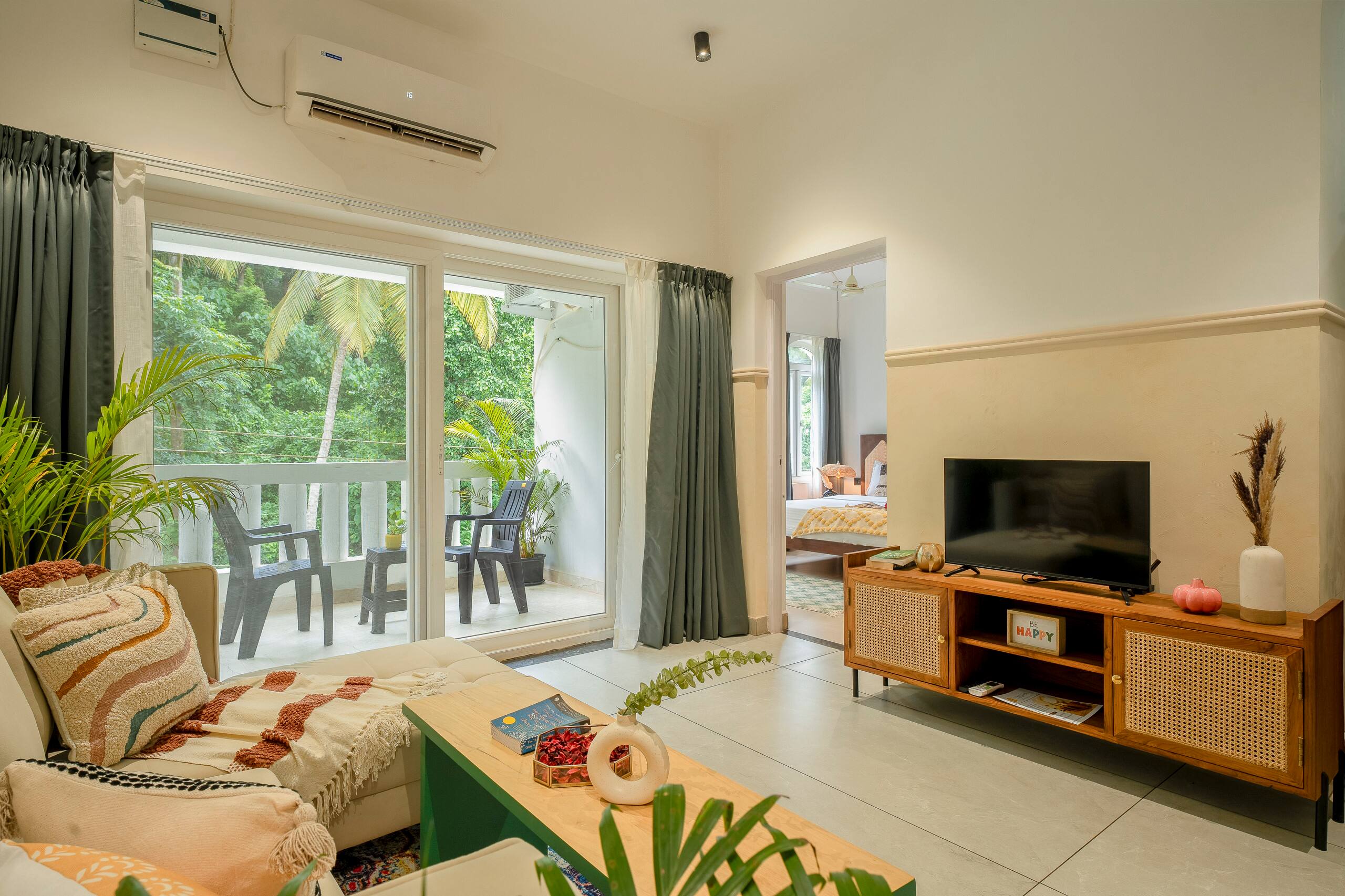 NYRA- 1BHK | LazyDazeStays | NrThalassa | BoilerMaker 16
