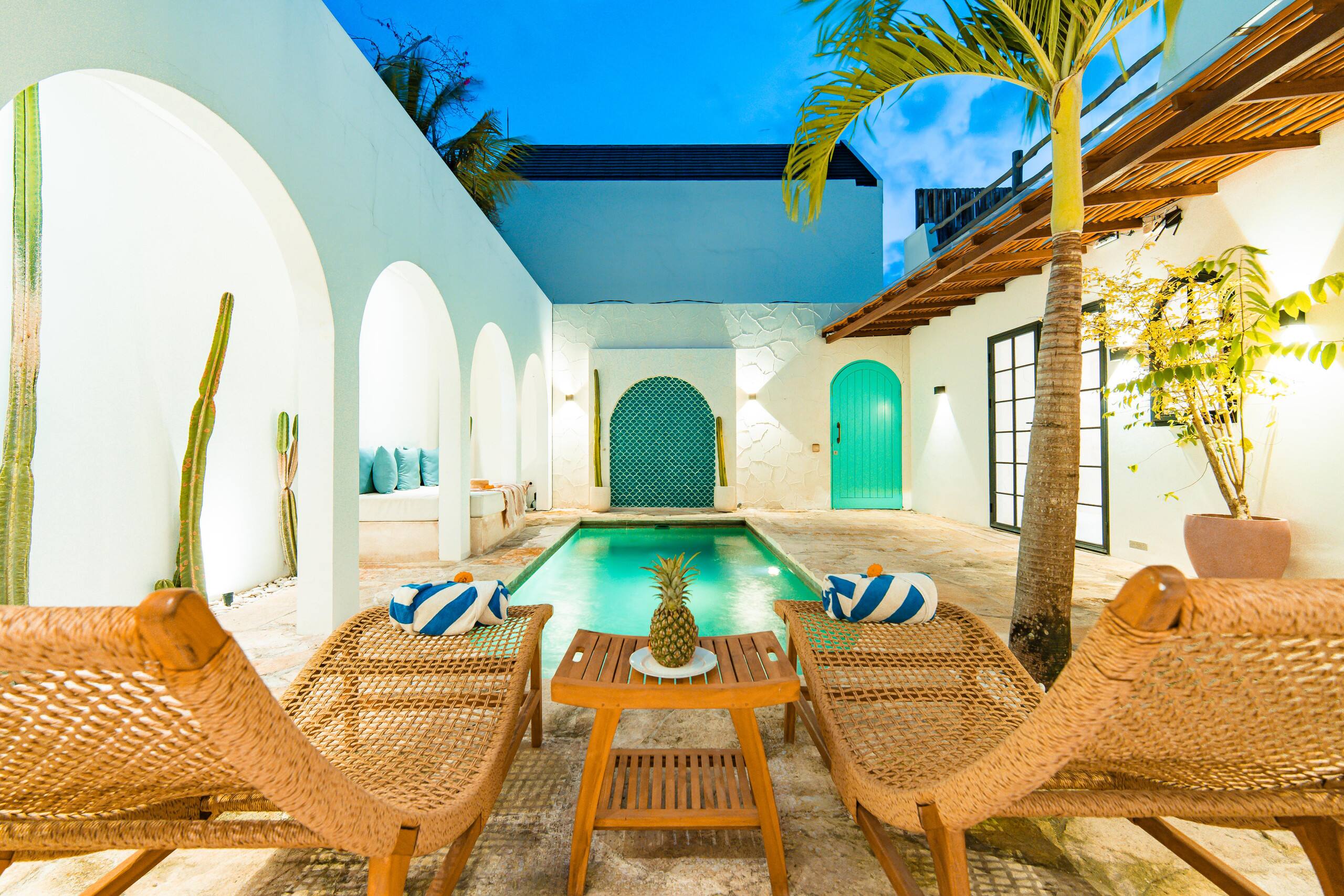 Romantic Designer Villa in Canggu, Bali 8