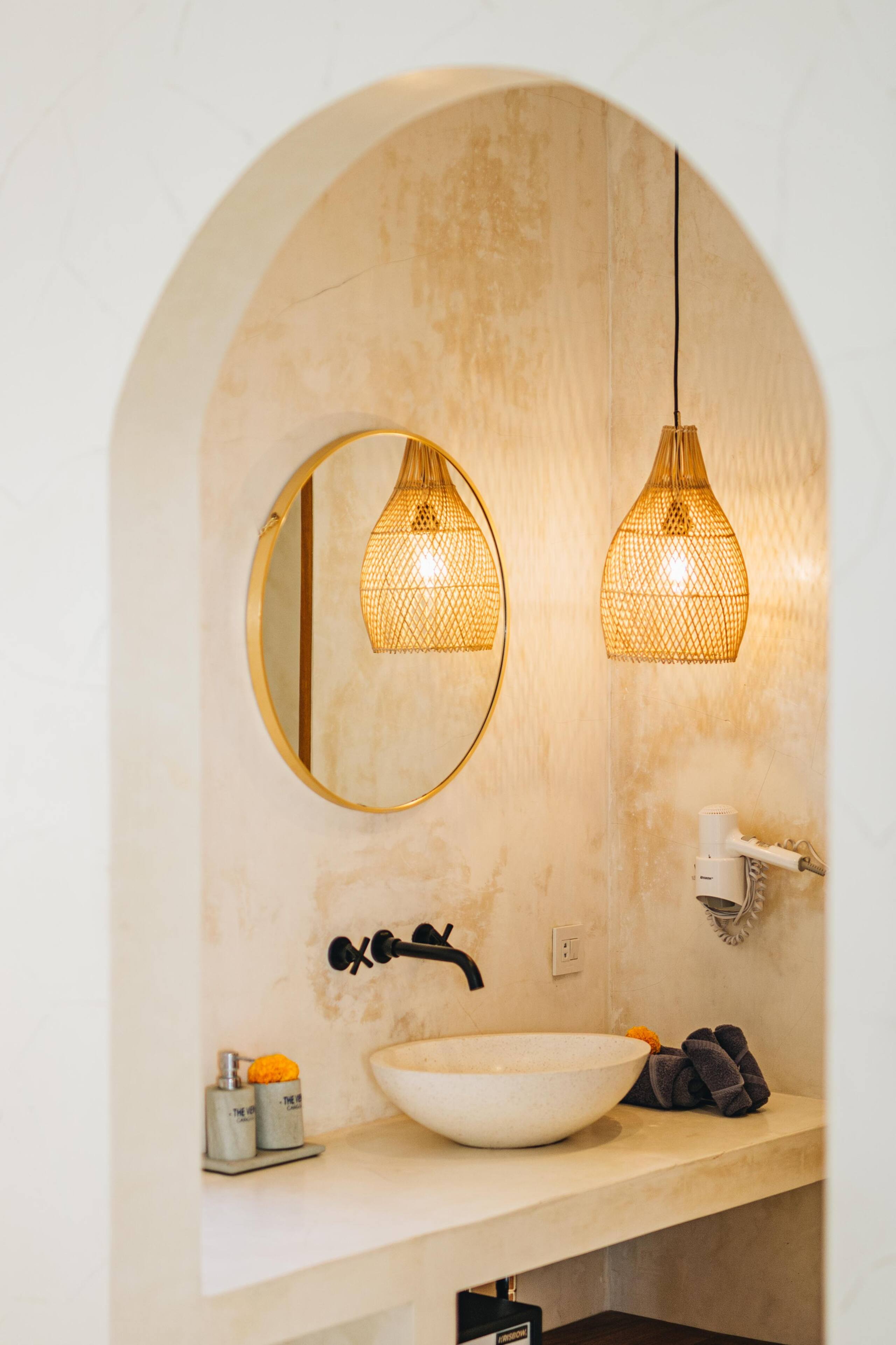 Romantic Designer Villa in Canggu, Bali 38
