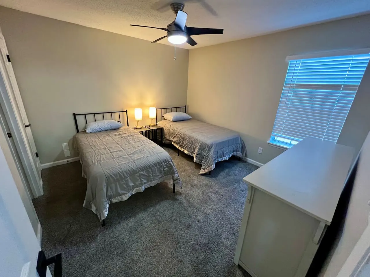 2 Bedroom 2 Bath - Broad on the Green — photo 2