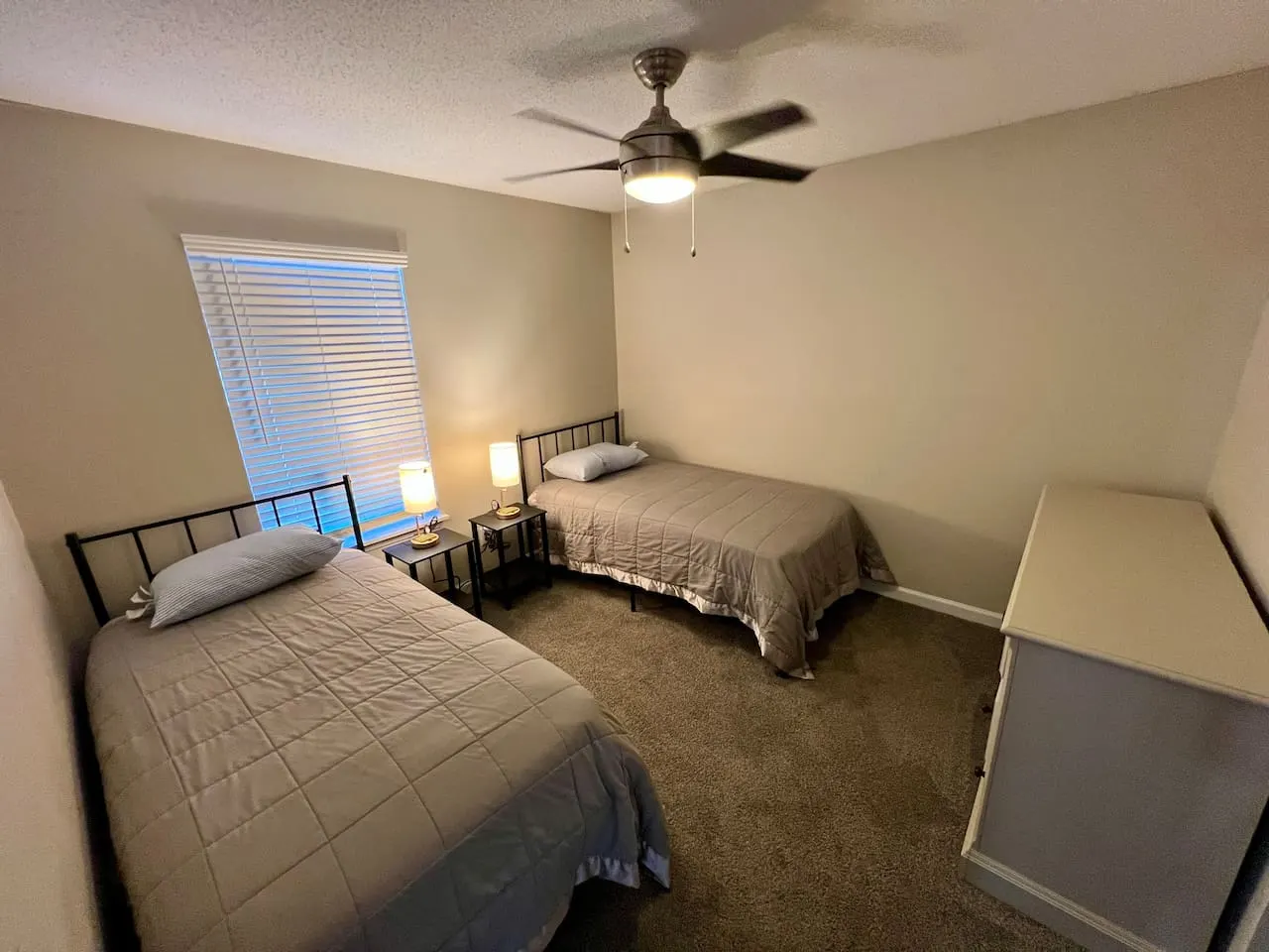 2 Bedroom 2 Bath - Broad on the Green — photo 3