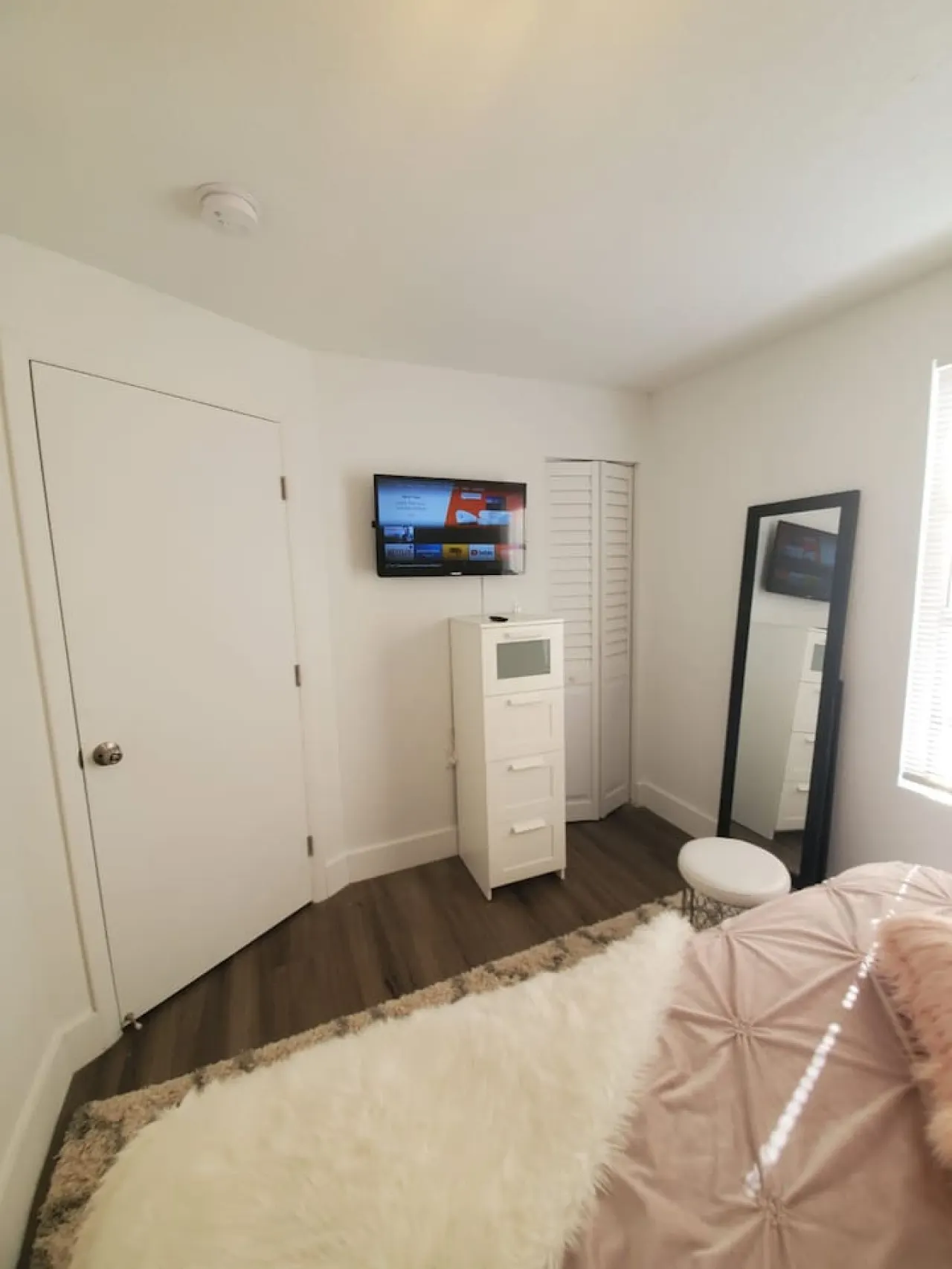 Stylish Miami 1BR - King Bed 10