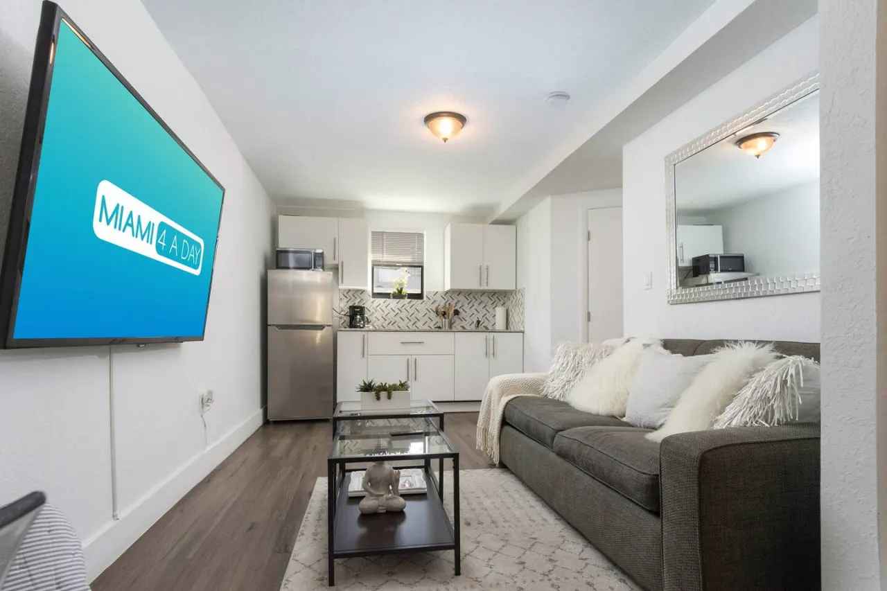 Stylish Miami 1BR - King Bed 17