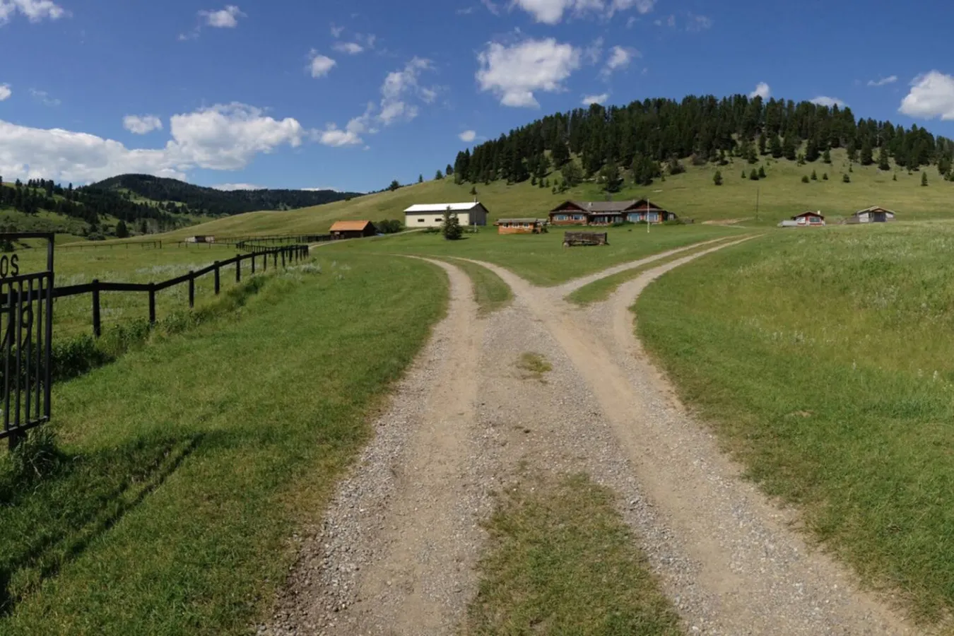 Flint Rock Ranch - The Lodge 18