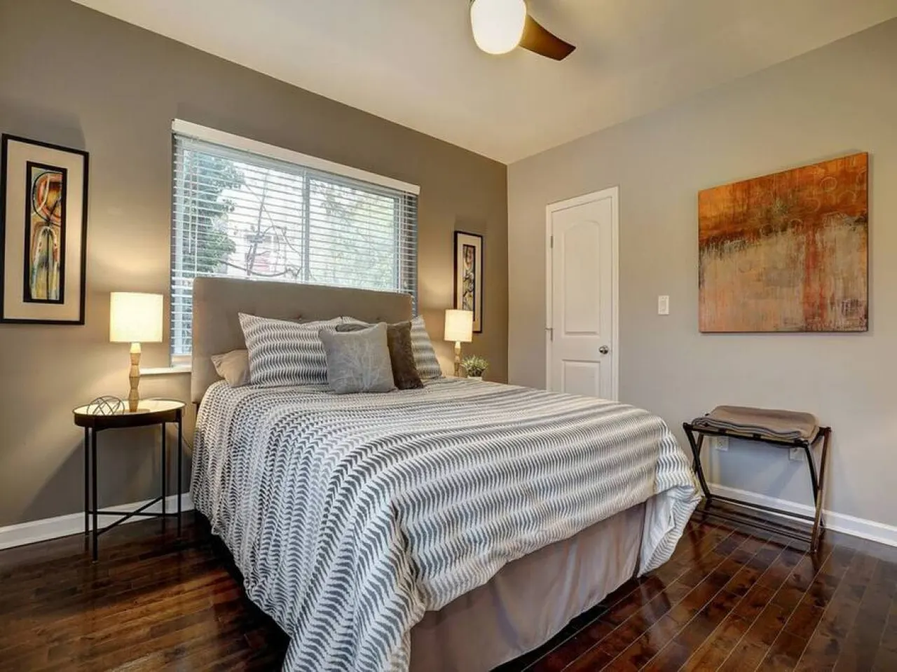 2 Comfy Condos Near City Center OTR, UC, Zoo 16