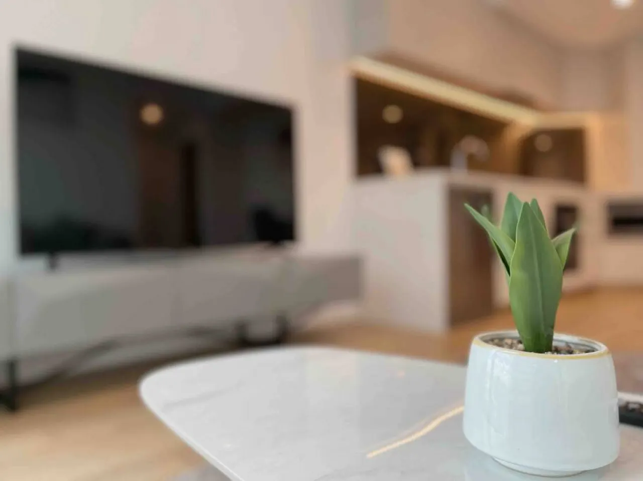 CBD Luxury River View 1Bed Apt The One 9
