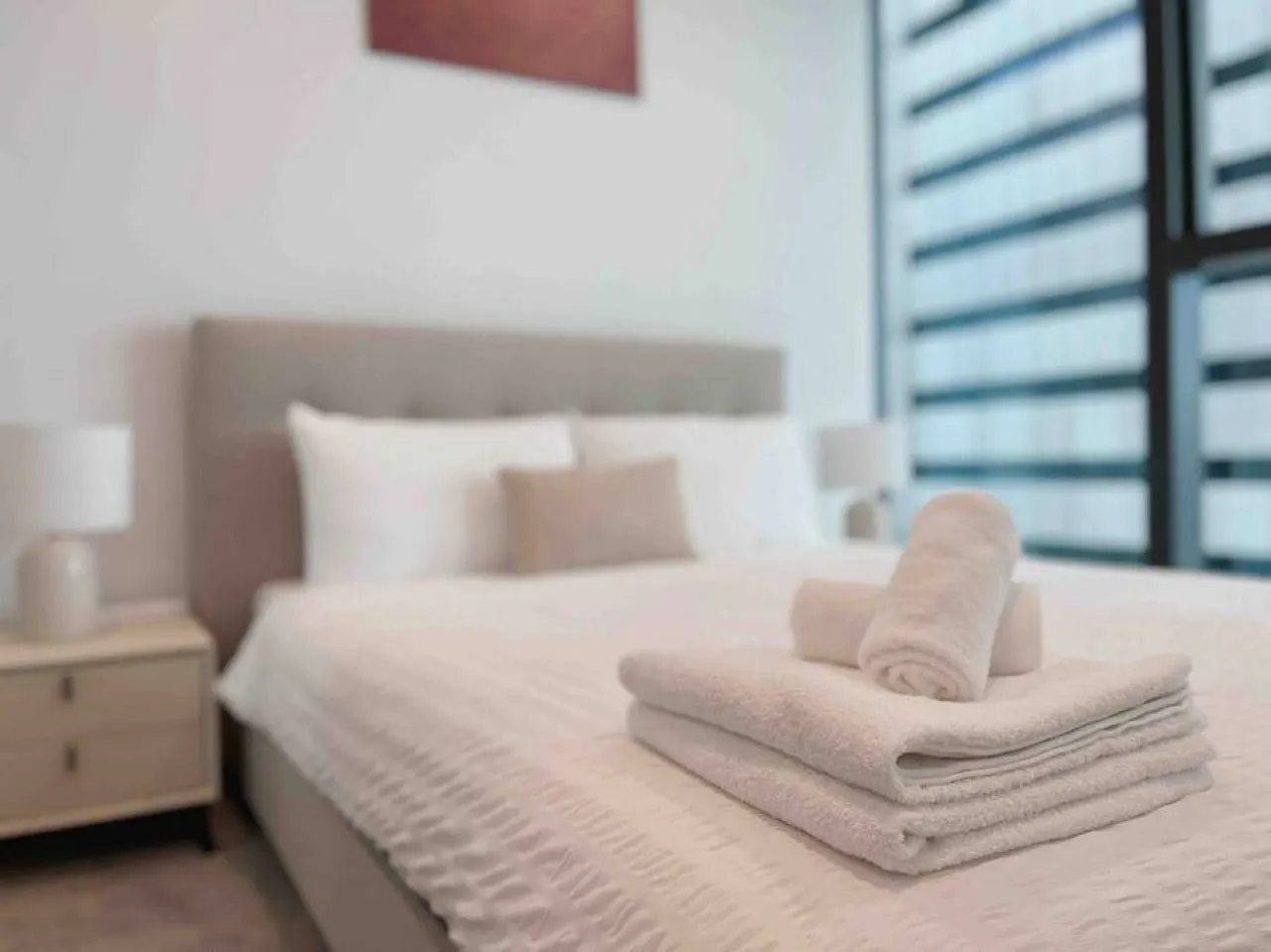 CBD Luxury River View 1Bed Apt The One 13