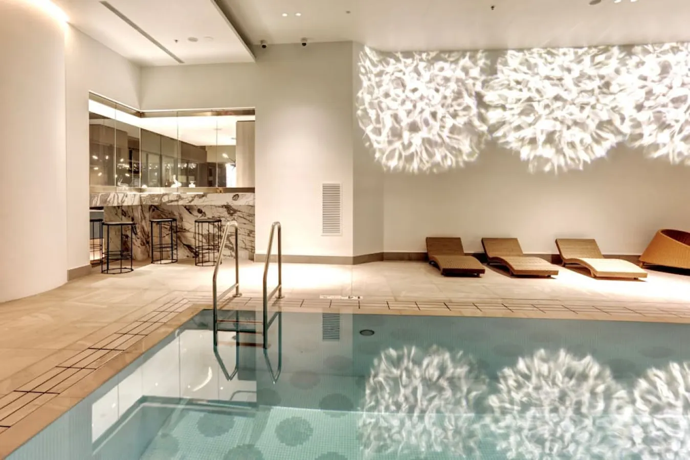 CBD Luxury River View 1Bed Apt The One 20