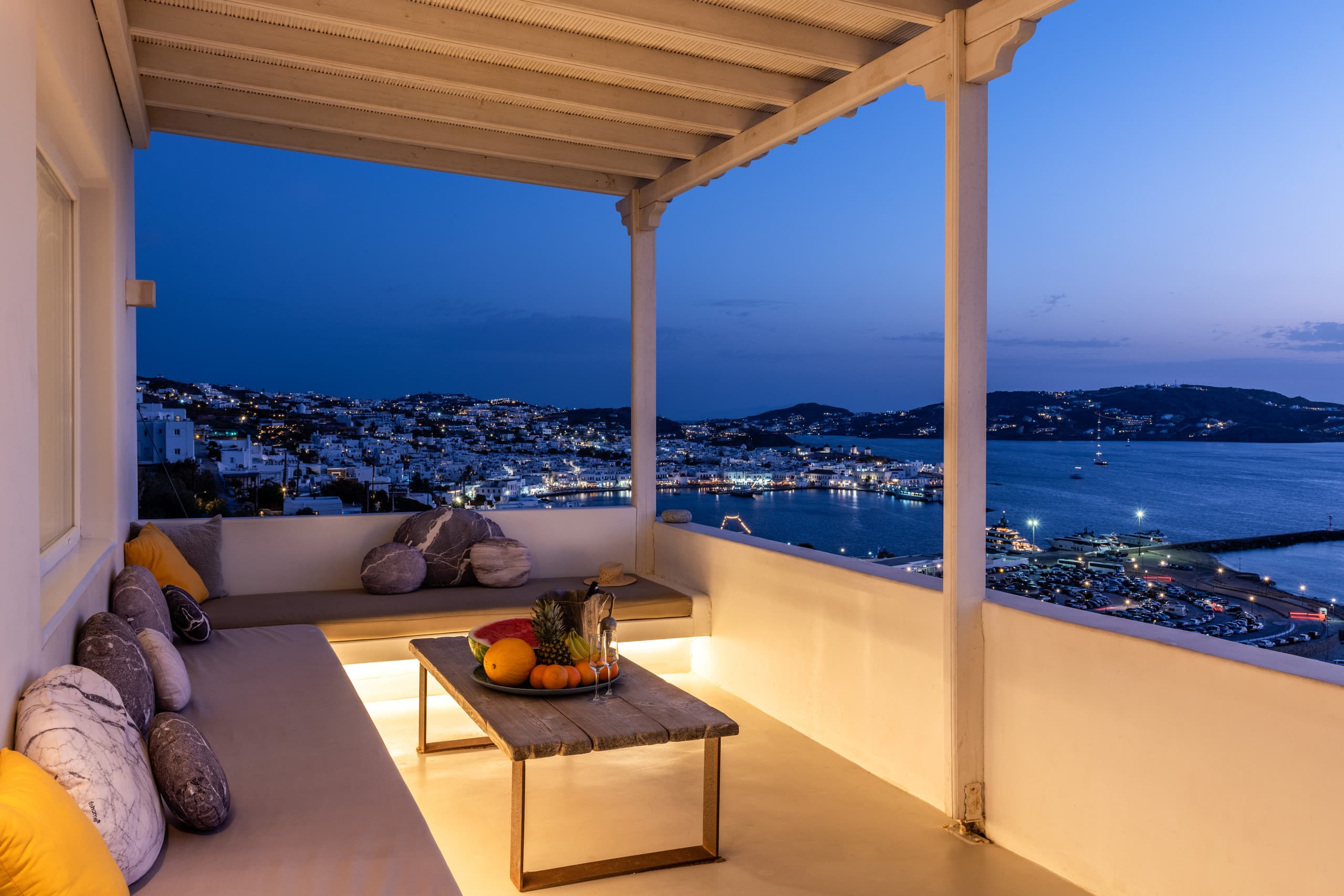 Yalos luxury 3 bedroom villa sunset view Tagoo 28