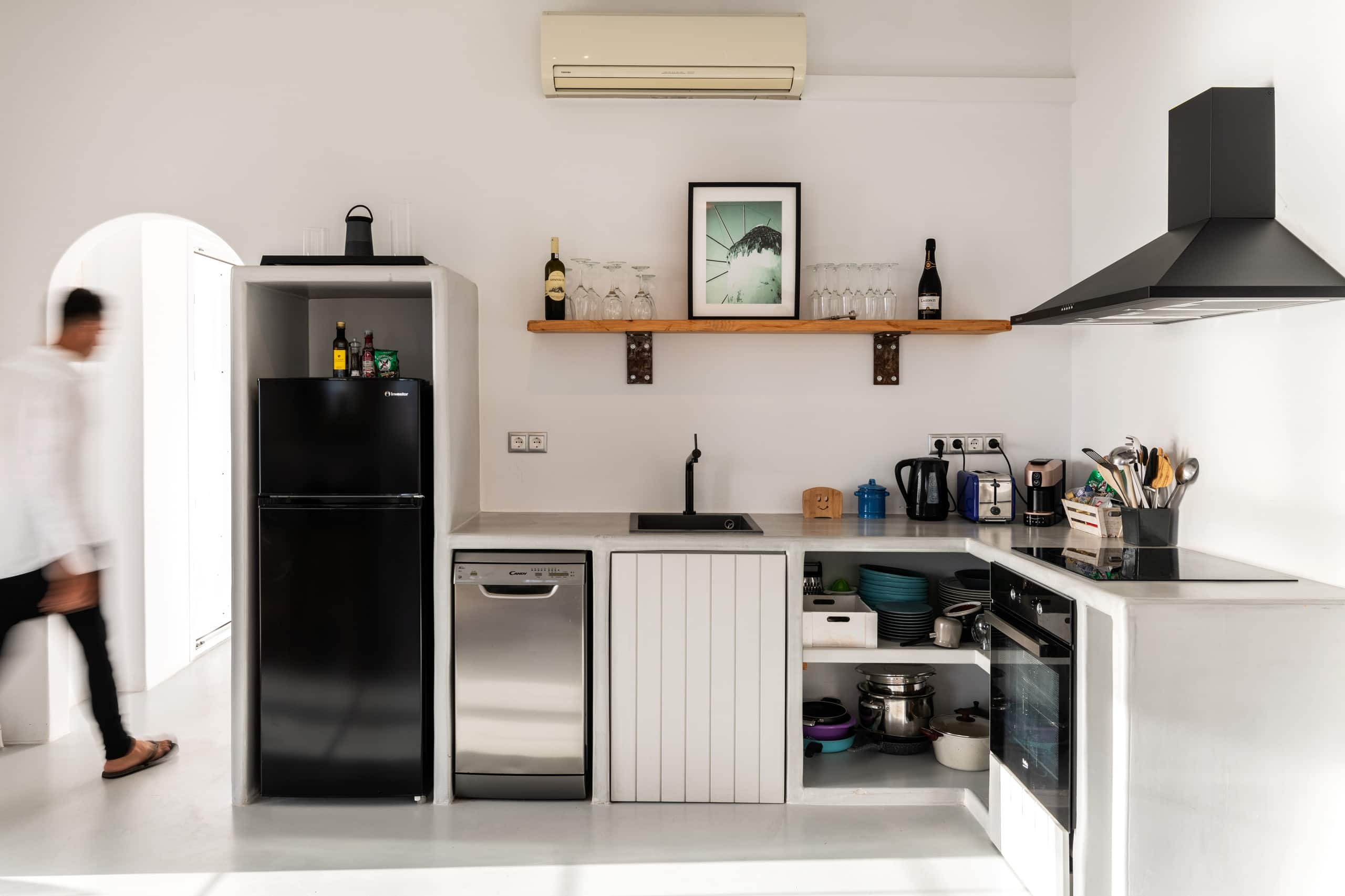 Yalos luxury 3 bedroom villa sunset view Tagoo 8