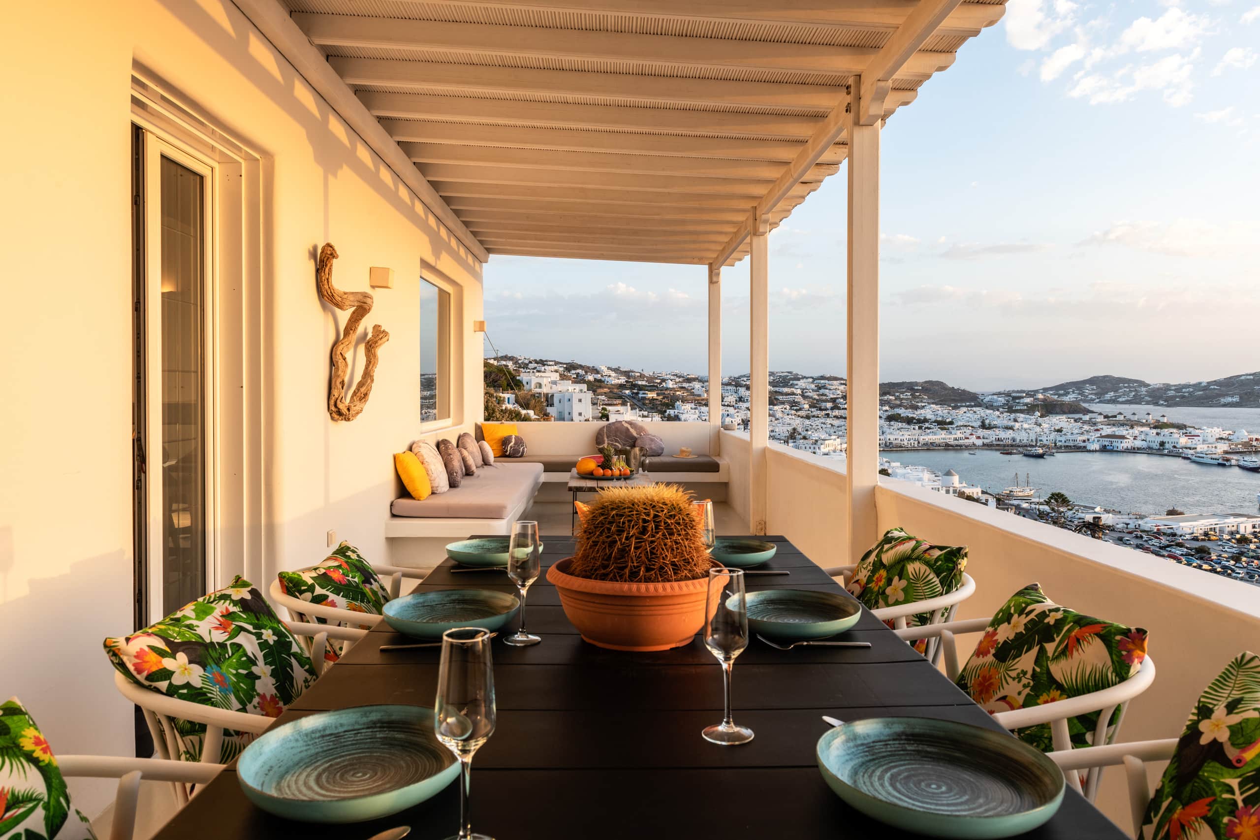 Yalos luxury 3 bedroom villa sunset view Tagoo 23