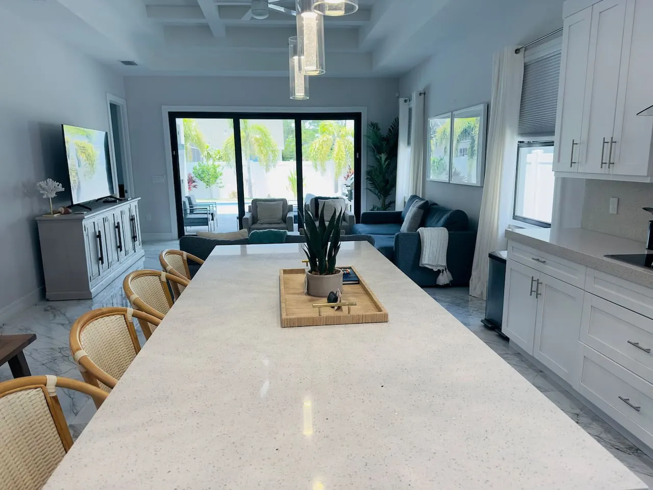 Gigi’s Beach House 12