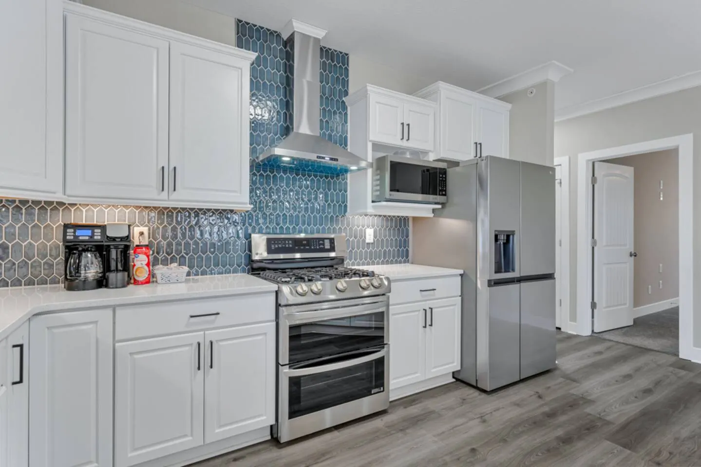 ViBe District 4BR Condo Walk to Beach + Elevator 16