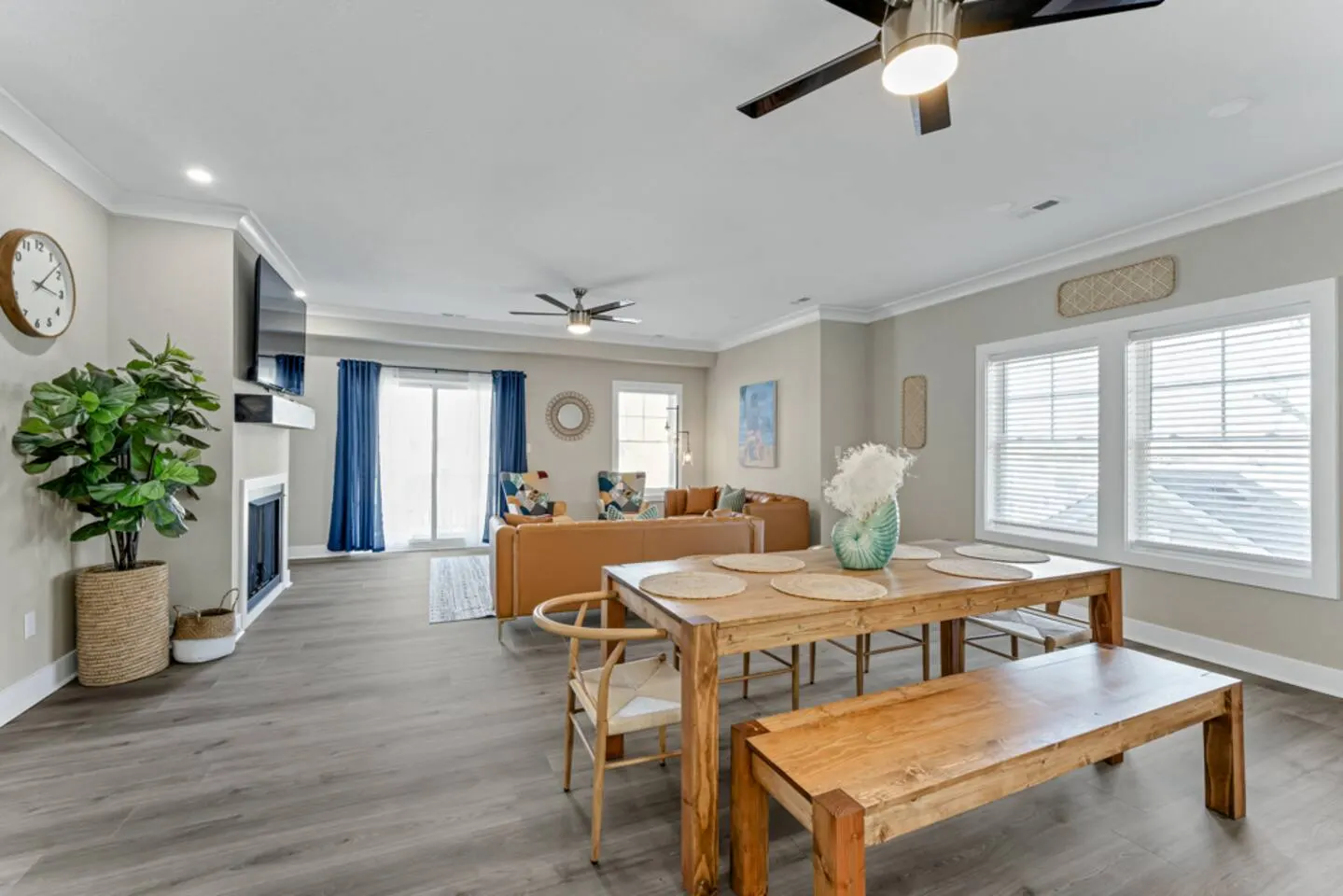 ViBe District 4BR Condo Walk to Beach + Elevator 5