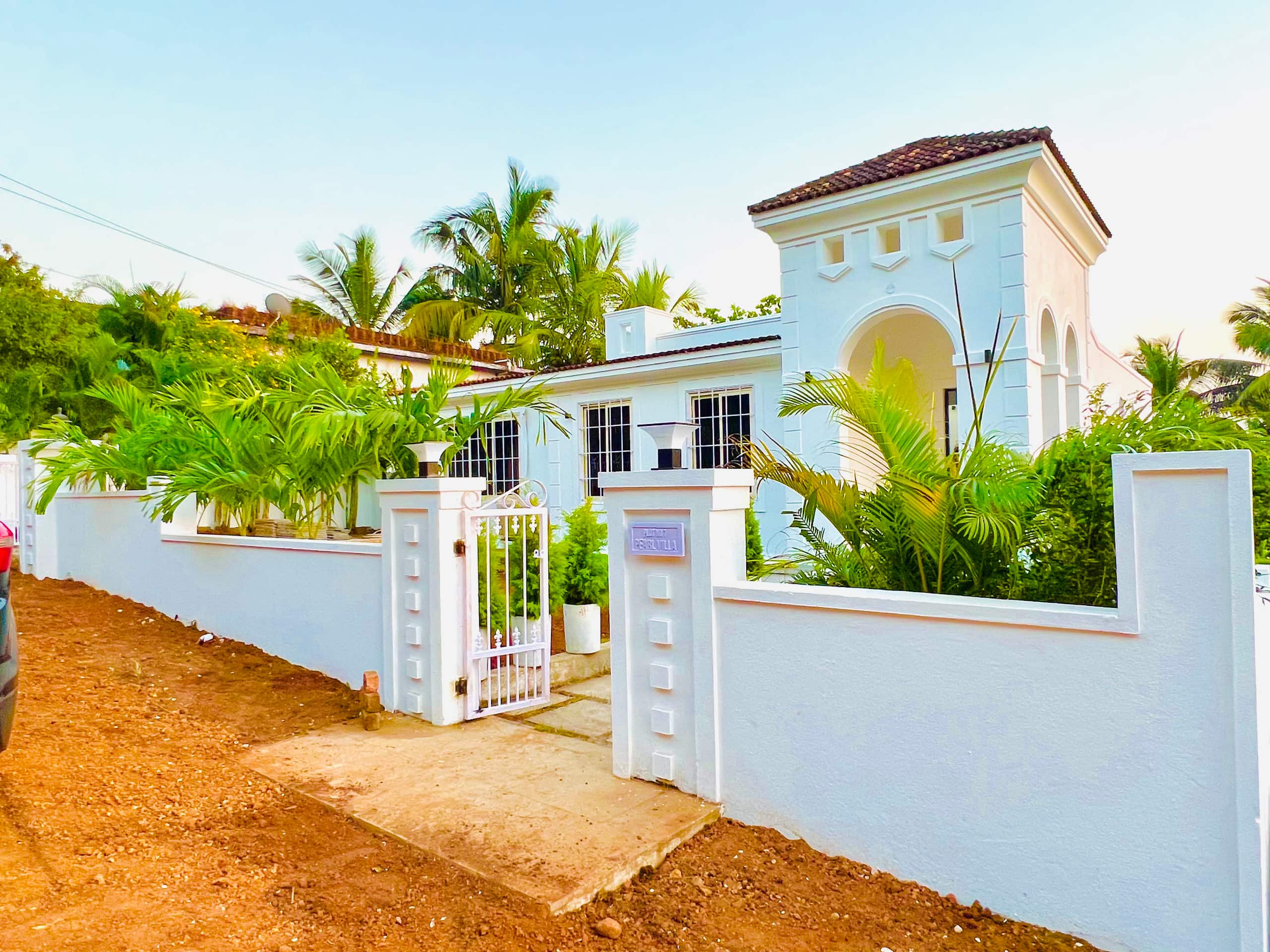 2 BHK Private Pool Villa Near Hilltop, Anjuna