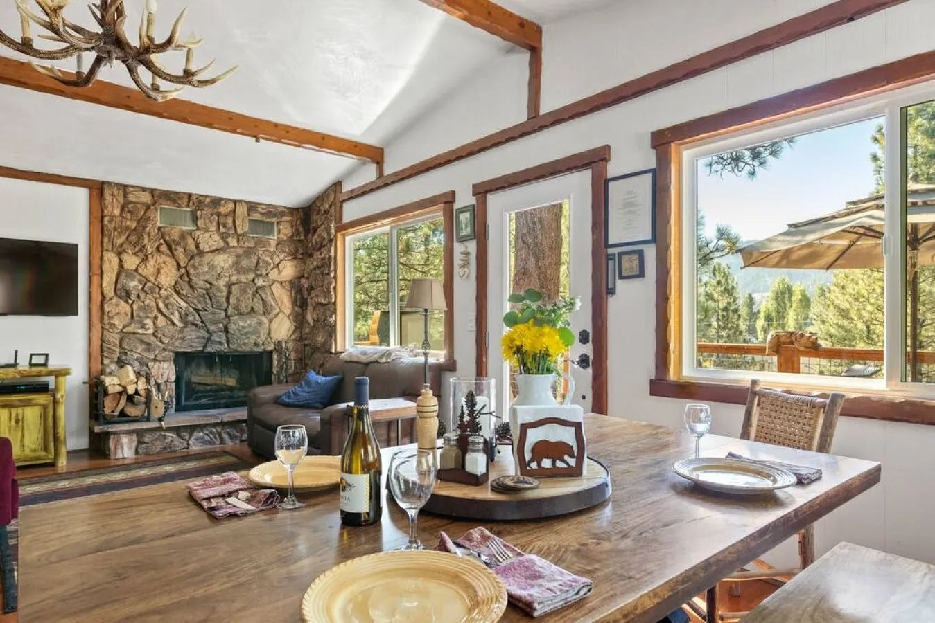 Monterey Log Lair with Pool Table - Slope Views 9