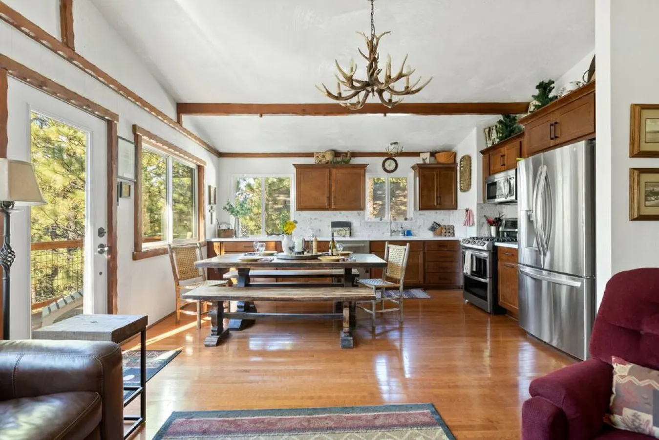 Monterey Log Lair with Pool Table - Slope Views 11