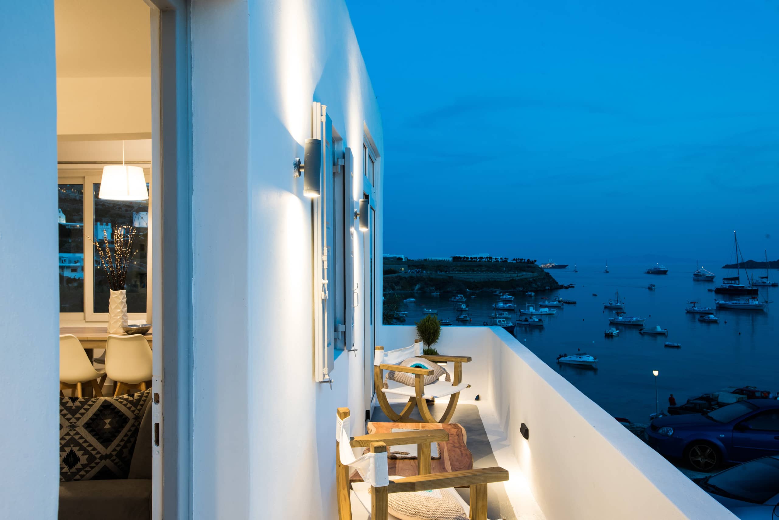 Endless BLUE BeachFront +Terrace + Jacuzzi+Parking 18