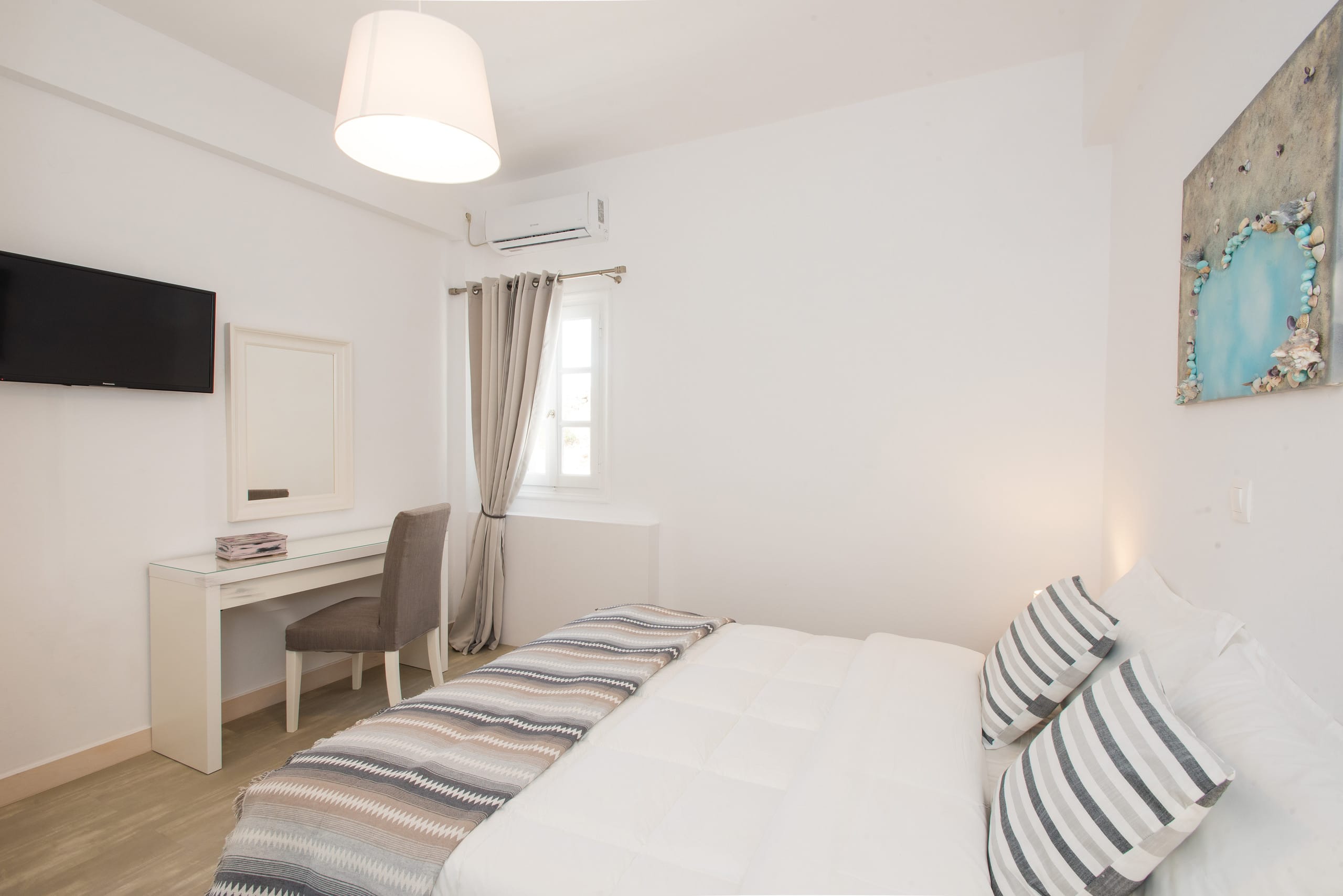 Endless BLUE BeachFront +Terrace + Jacuzzi+Parking 22