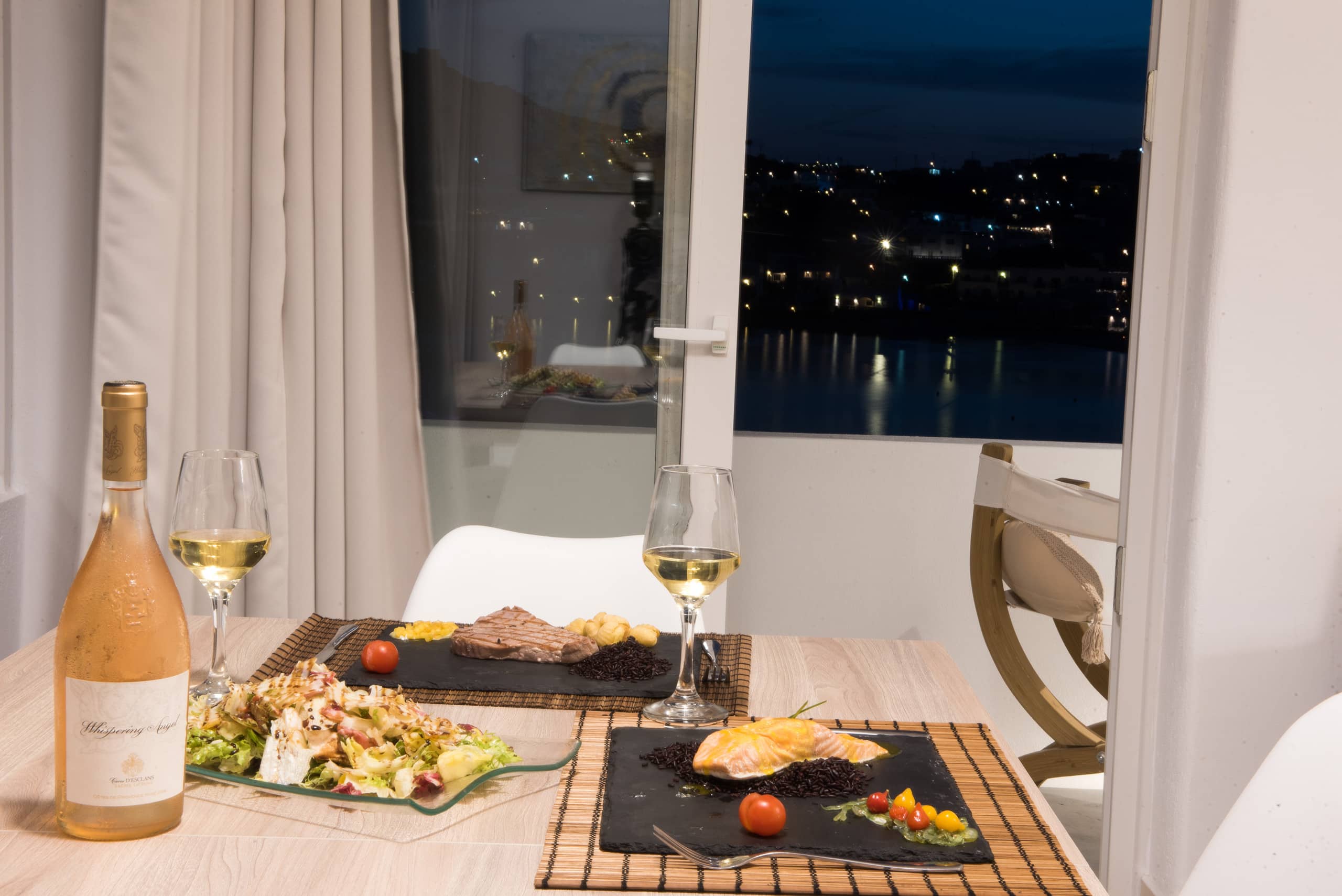 Endless BLUE BeachFront +Terrace + Jacuzzi+Parking 16