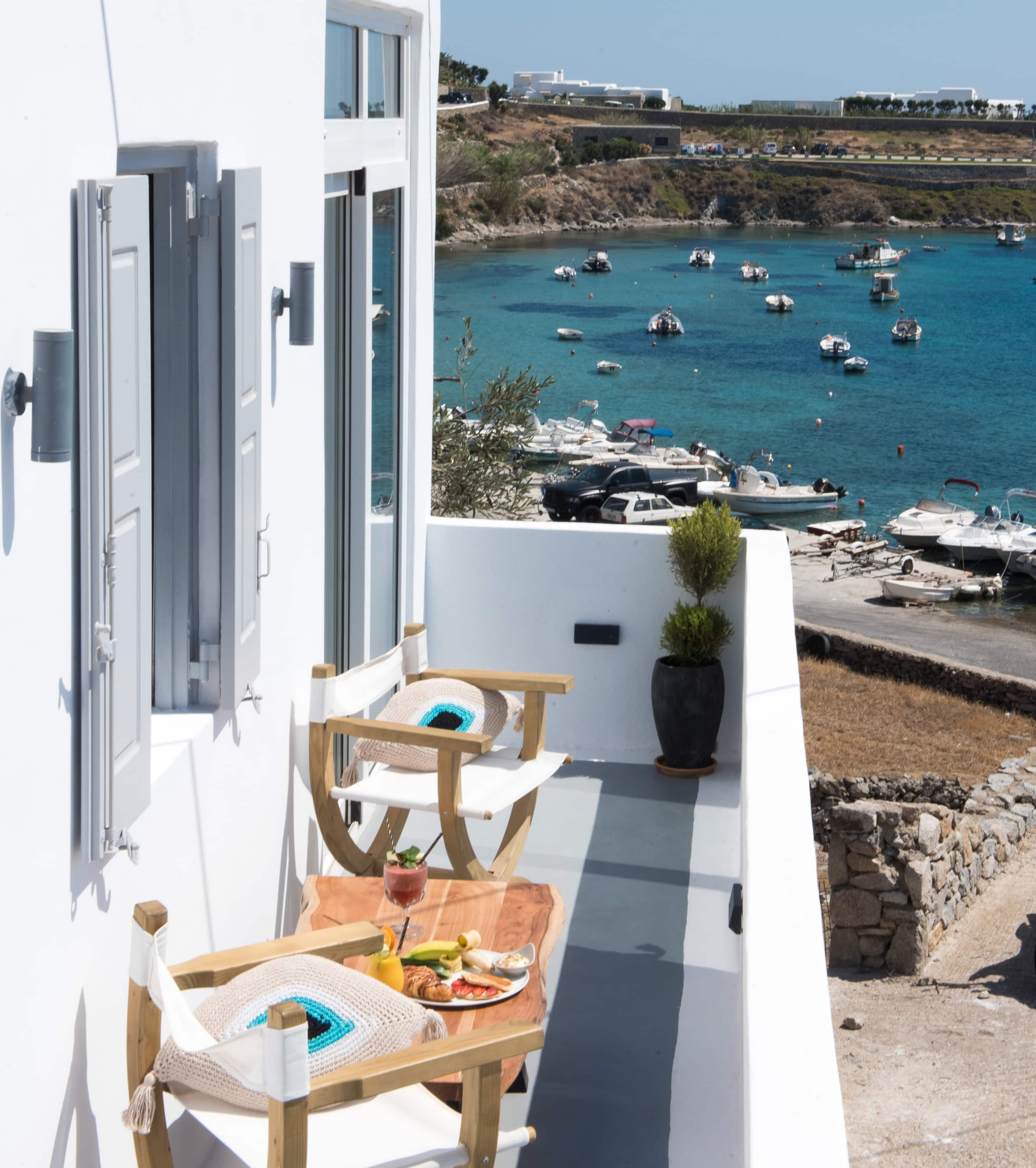 Endless BLUE BeachFront +Terrace + Jacuzzi+Parking 25