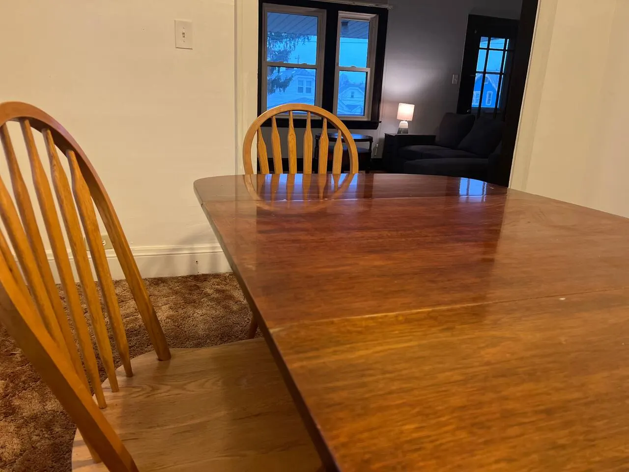 1st floor Private Room II- near Lakewood & Airport 16
