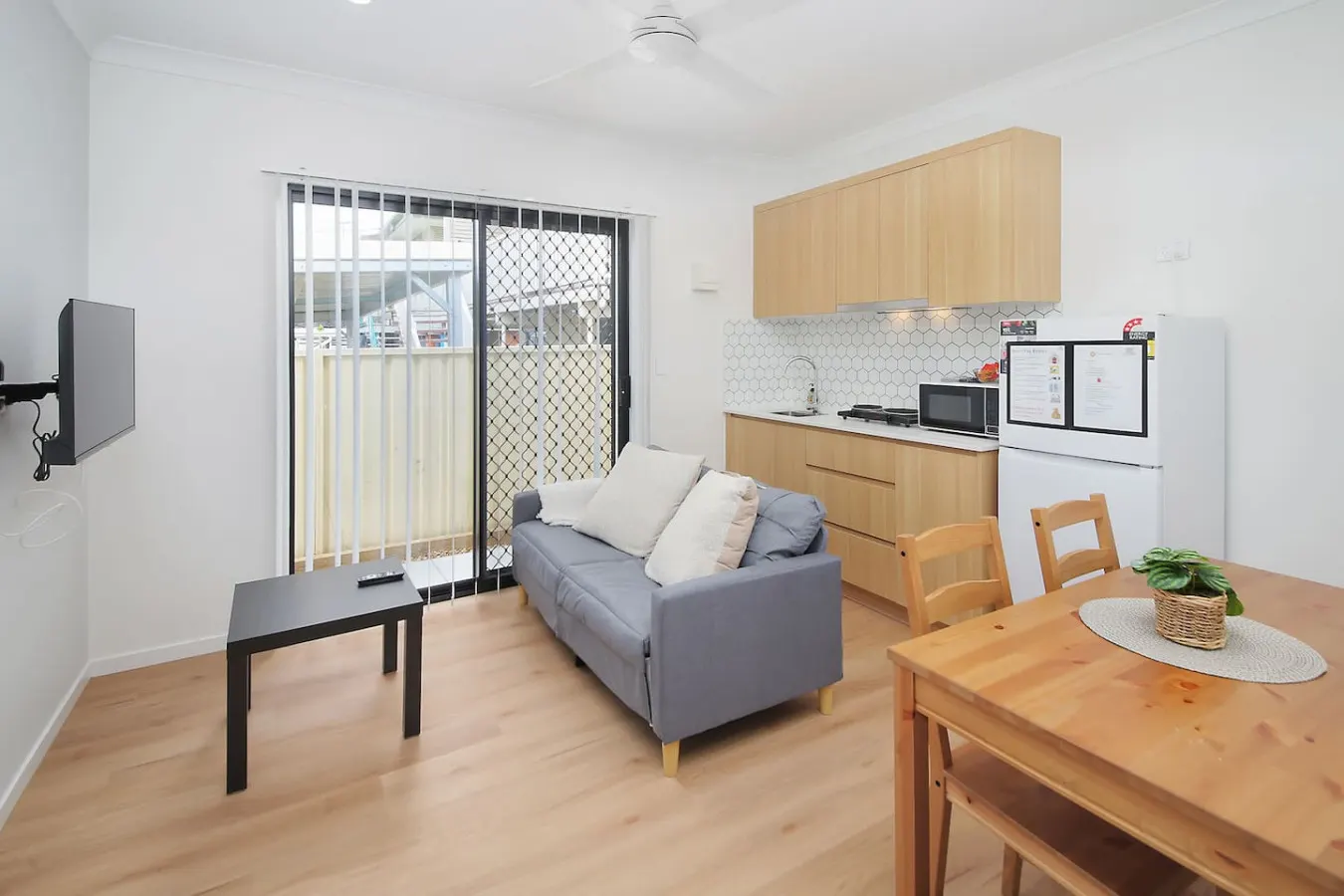 The Cozy Studio Haven with Free Parking — photo 3