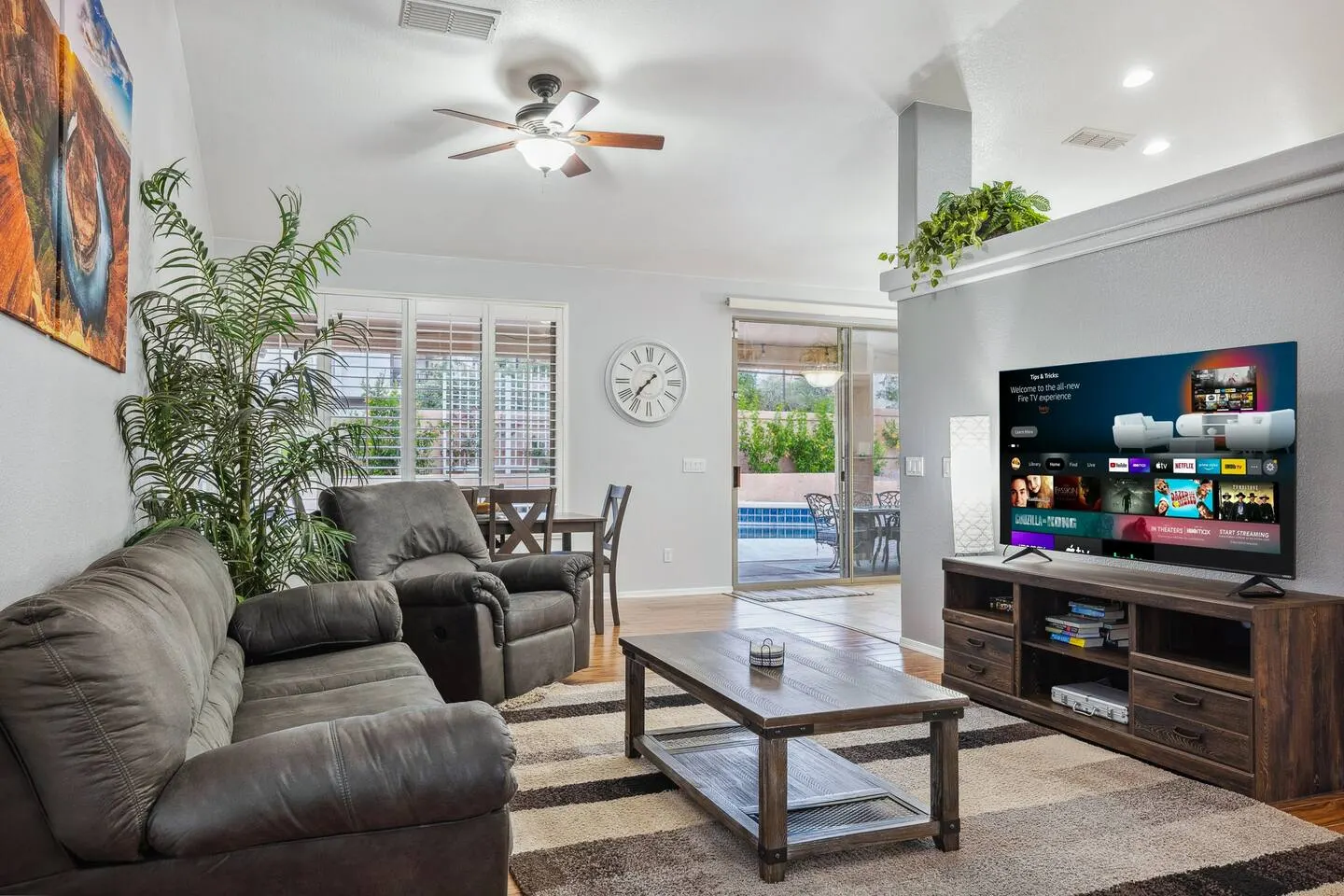 Pool Firepit 3bd 5 mins to Casinos & Lake 13